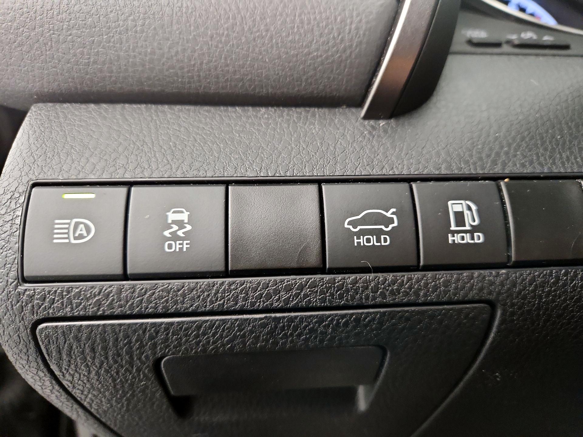 Thumbnail: 2024 Toyota Camry - 13