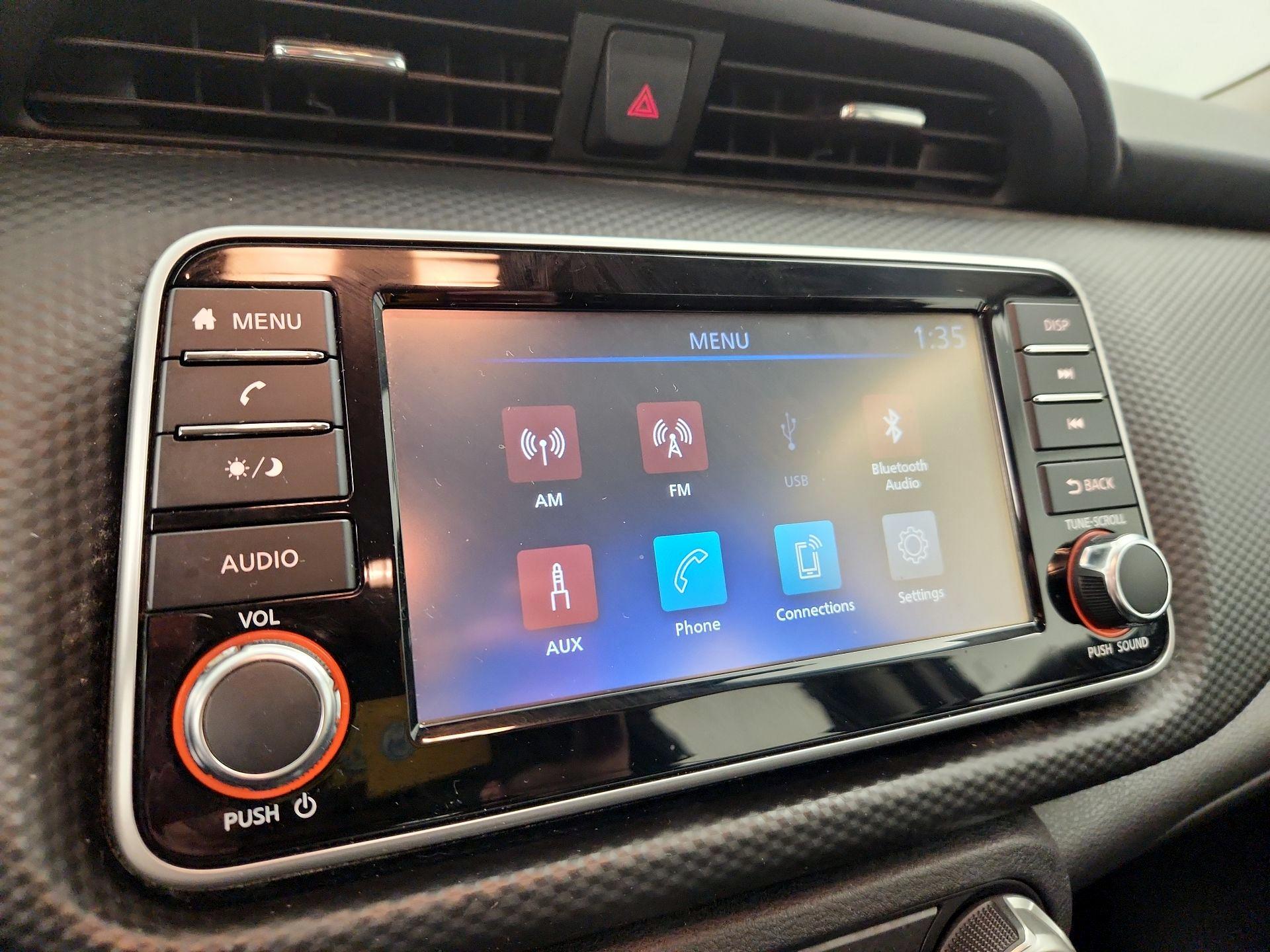 Thumbnail: 2022 Nissan Kicks - 15