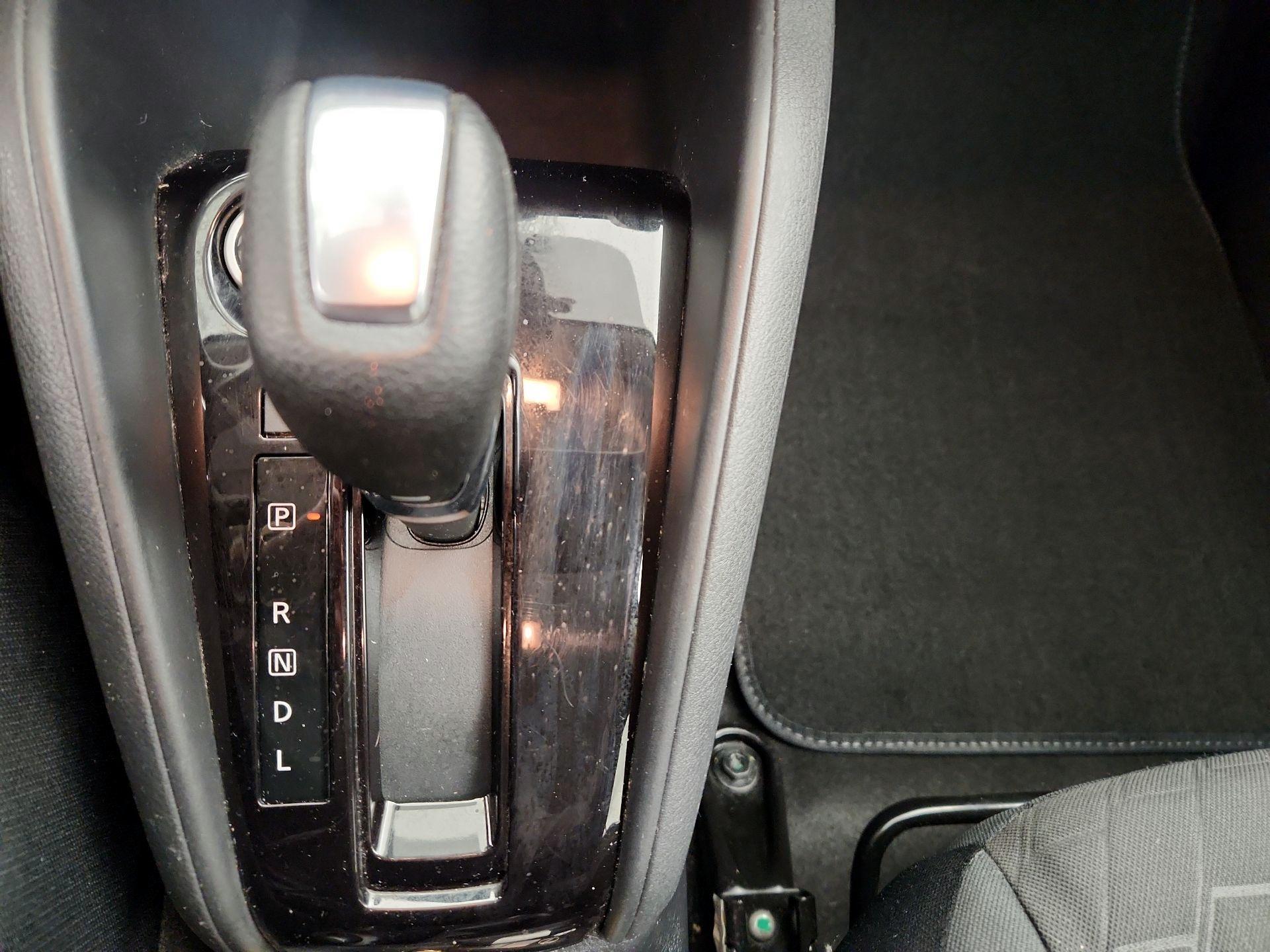 Thumbnail: 2022 Nissan Kicks - 17