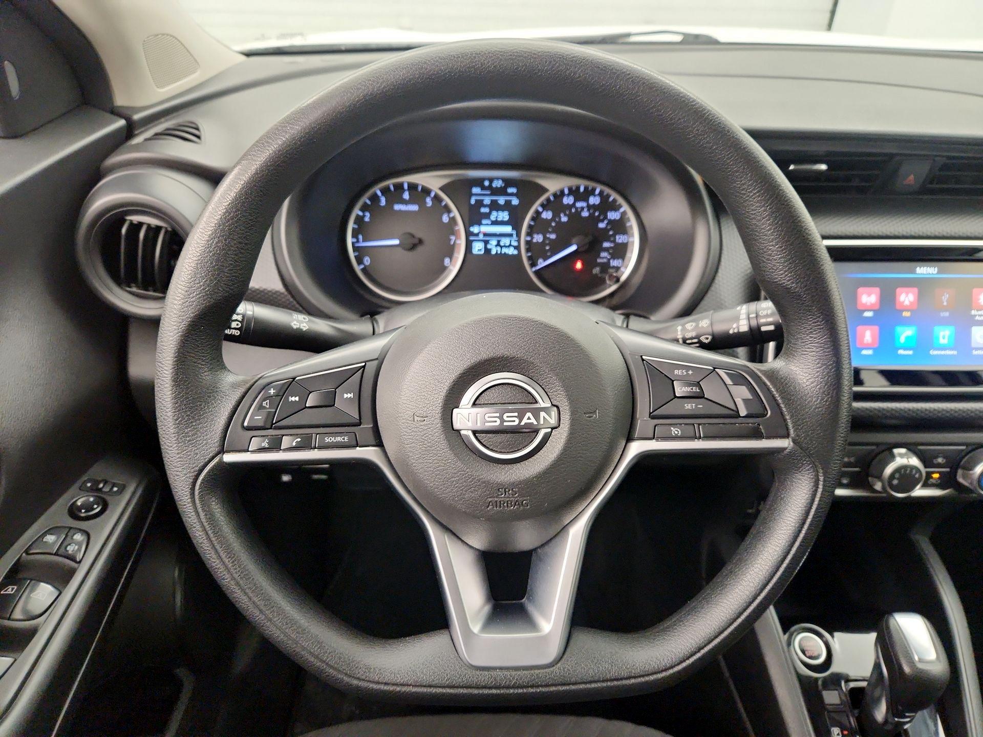 Thumbnail: 2022 Nissan Kicks - 10