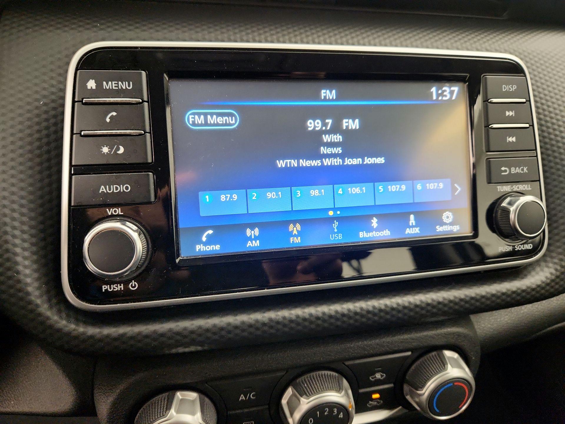 Thumbnail: 2022 Nissan Kicks - 15