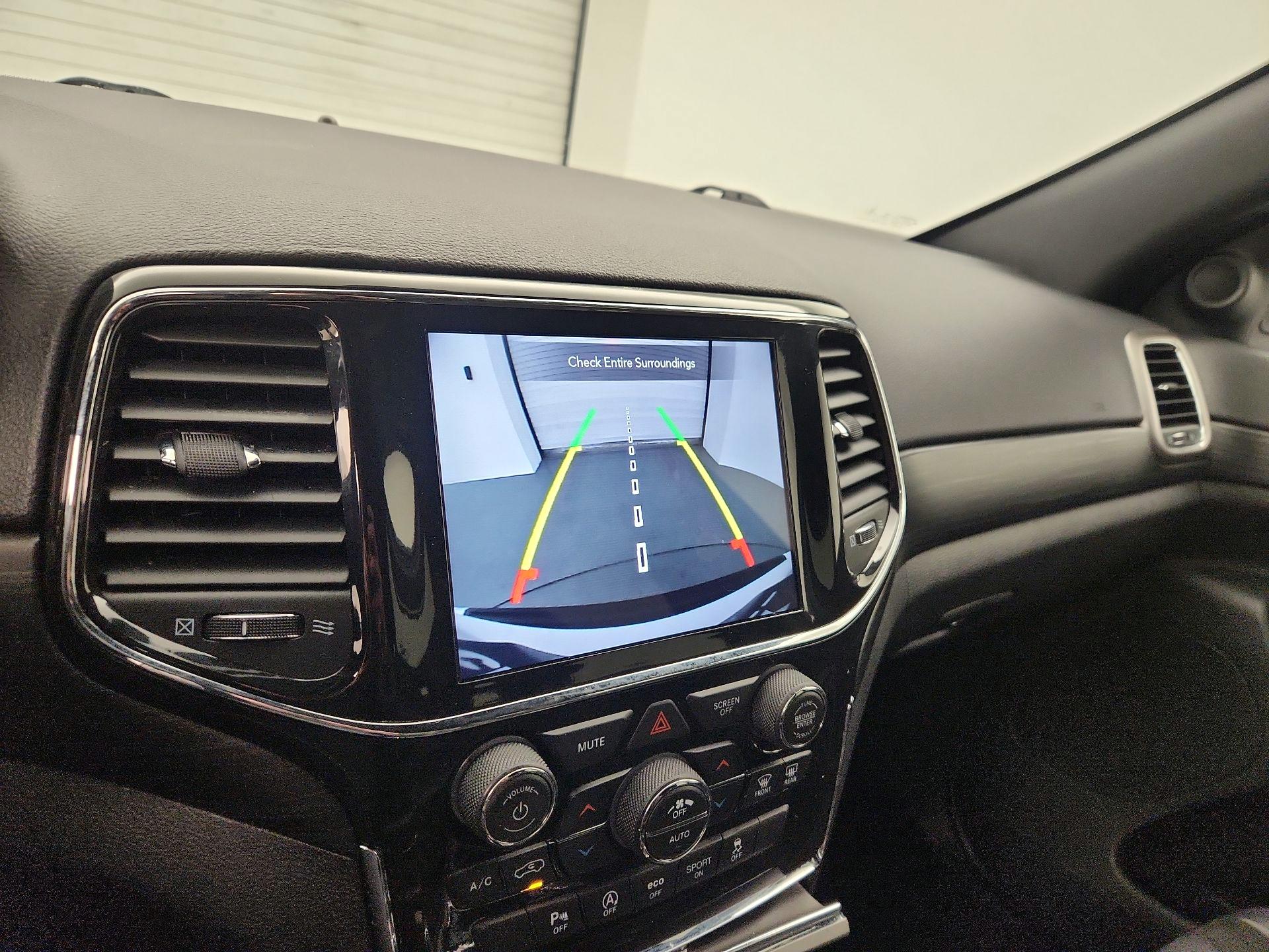 Thumbnail: 2021 Jeep Grand Cherokee - 14