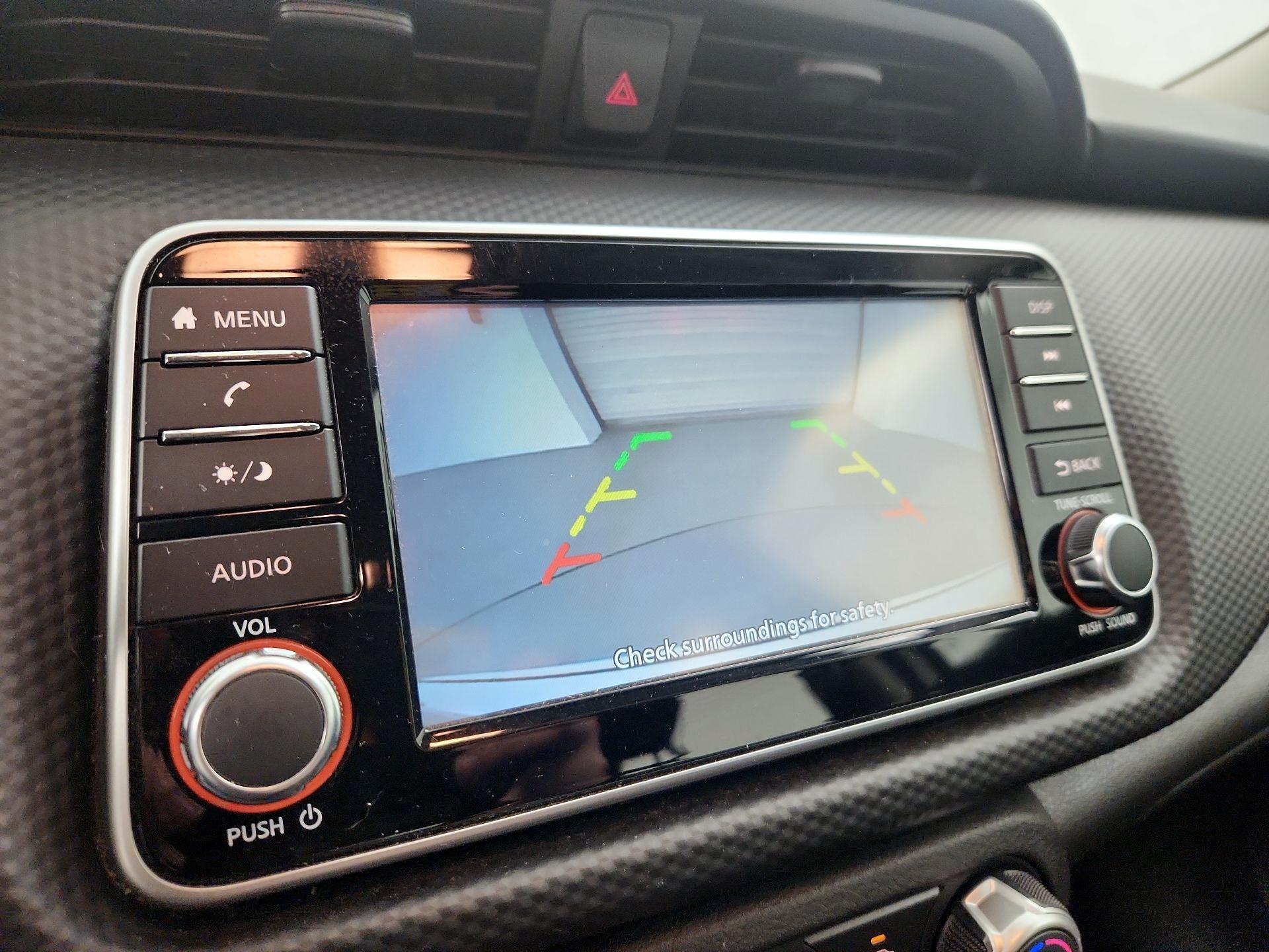 Thumbnail: 2021 Nissan Kicks - 14