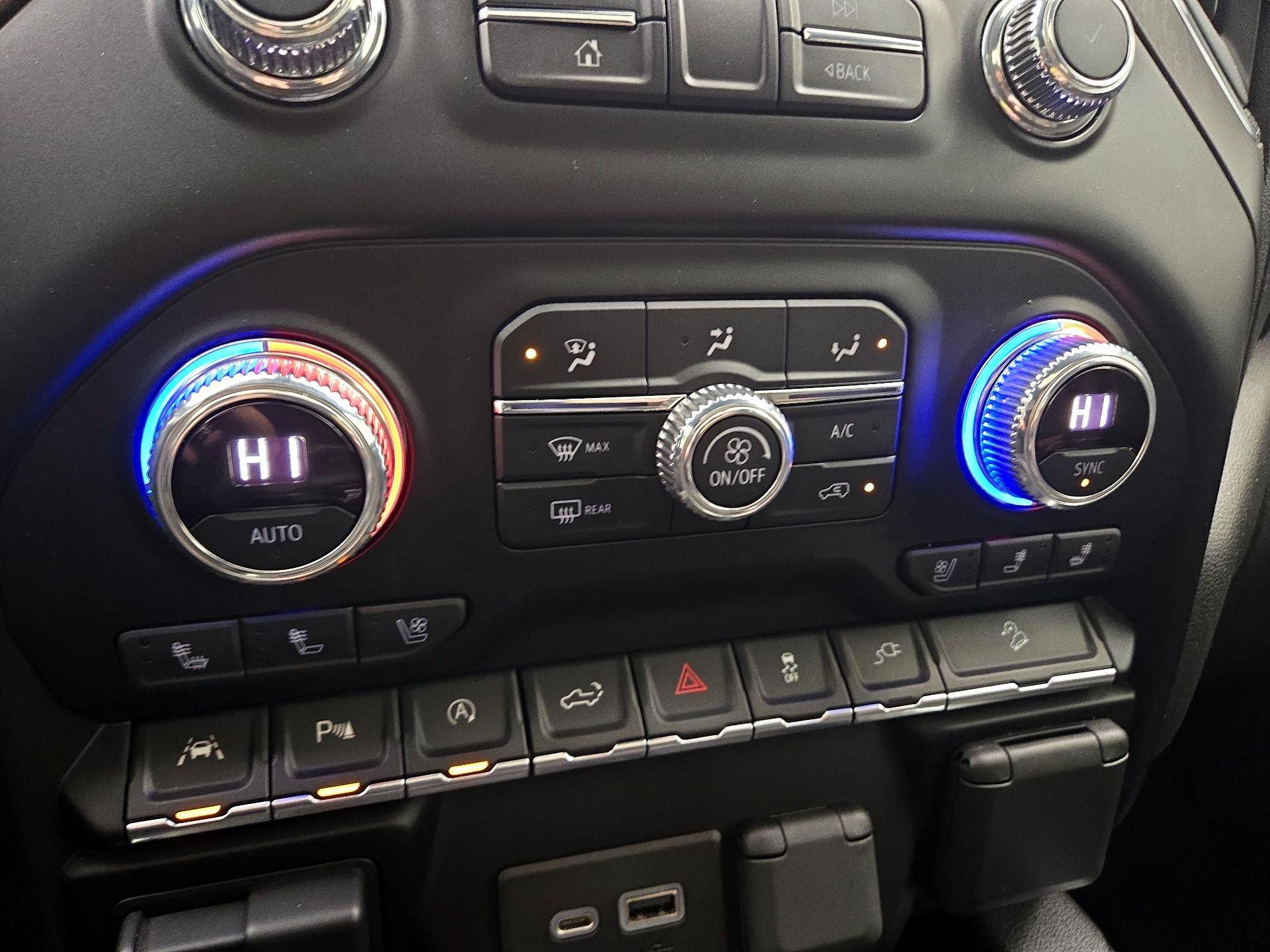 Thumbnail: 2020 GMC Sierra 1500 - 17