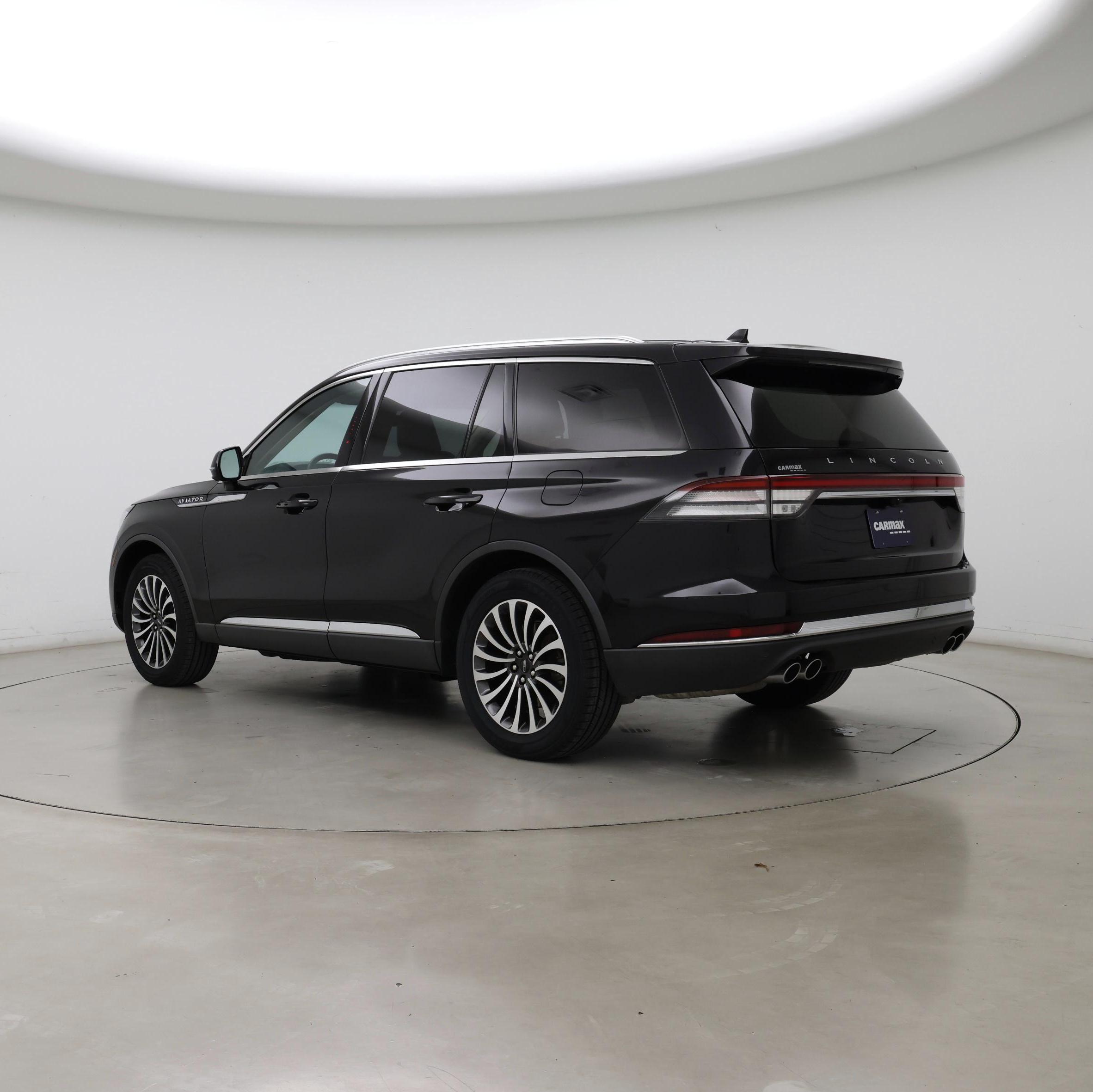 Thumbnail: 2022 Lincoln Aviator - 2