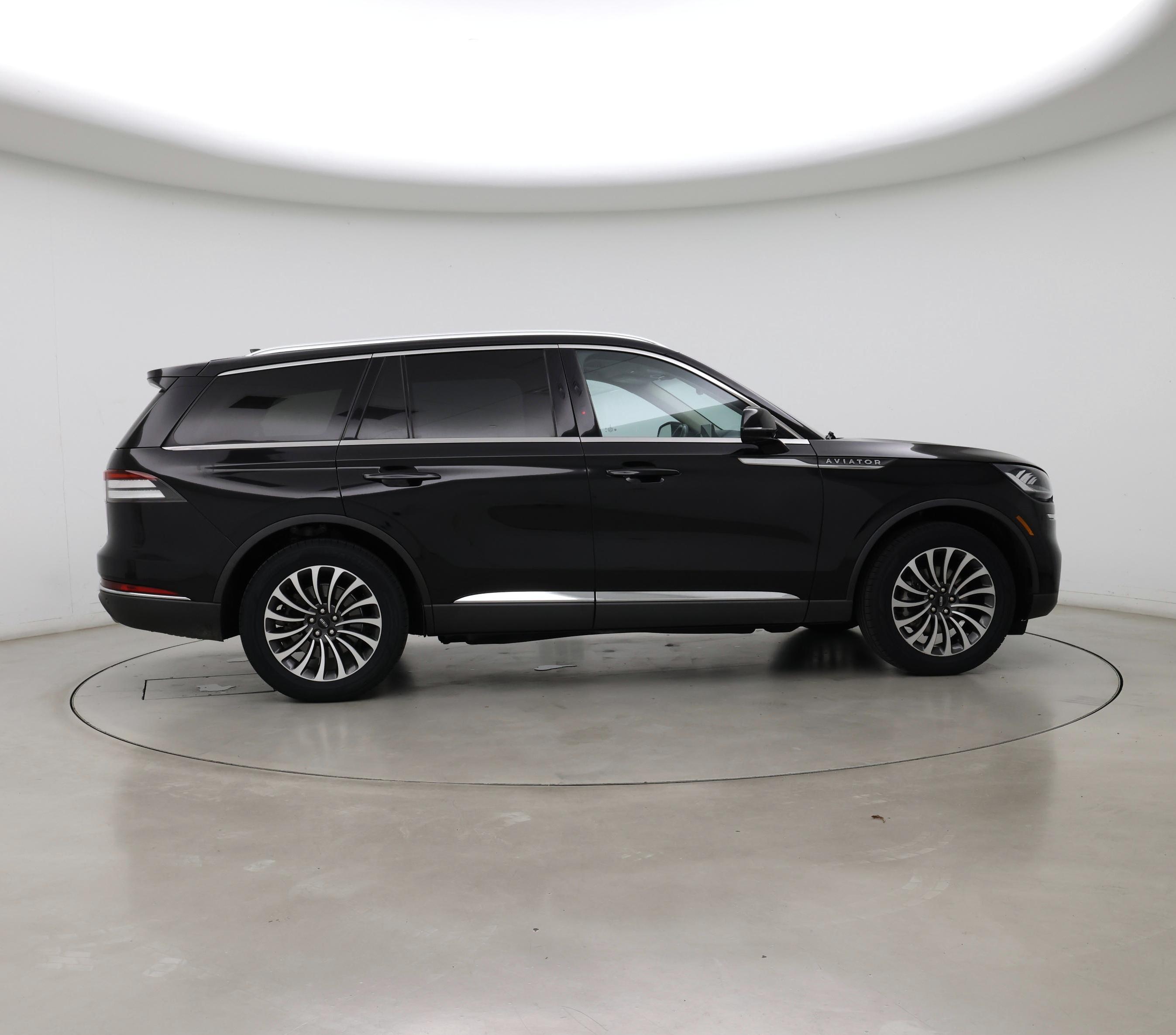 Thumbnail: 2022 Lincoln Aviator - 7