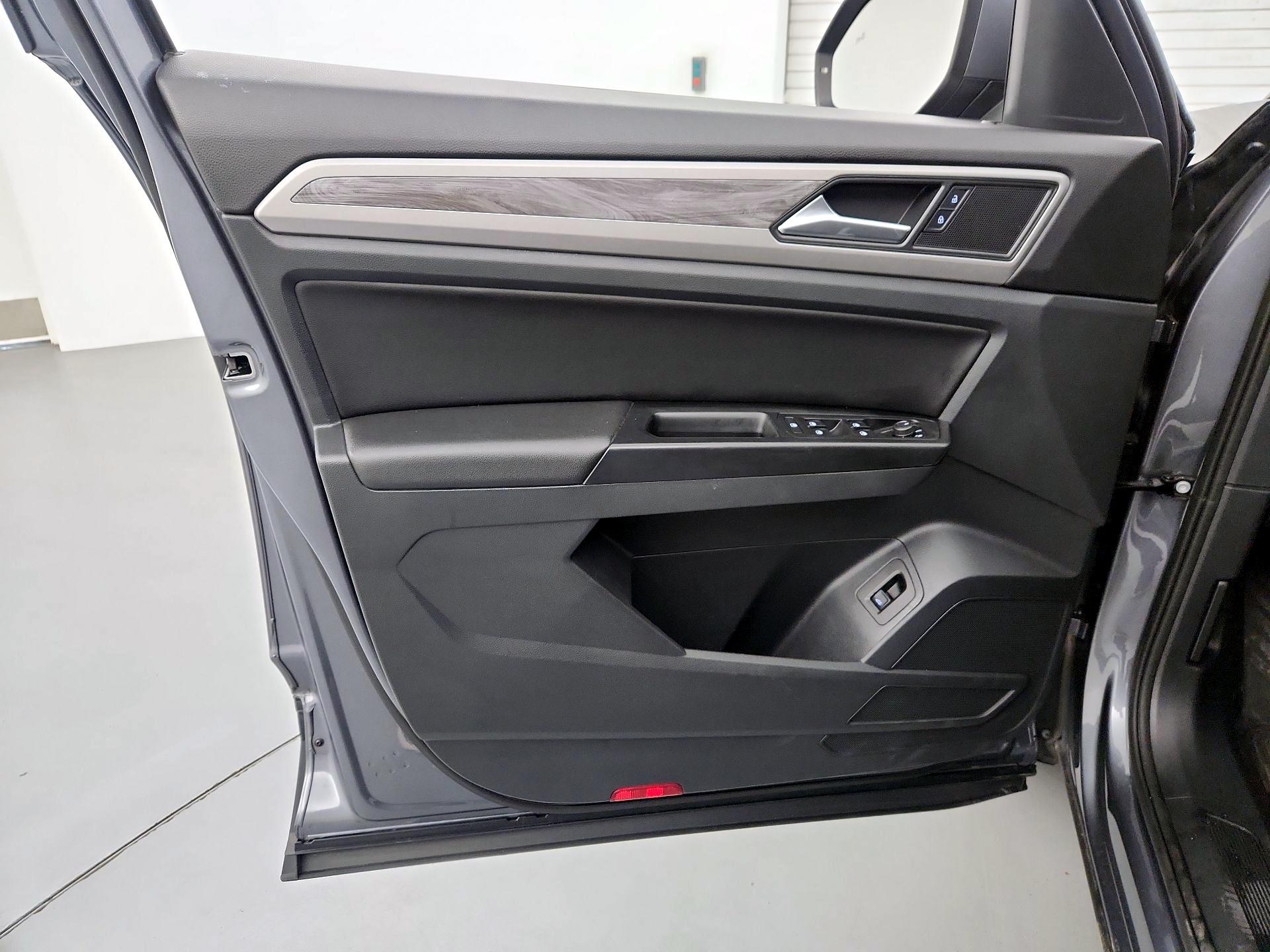 Thumbnail: 2020 Volkswagen Atlas - 12