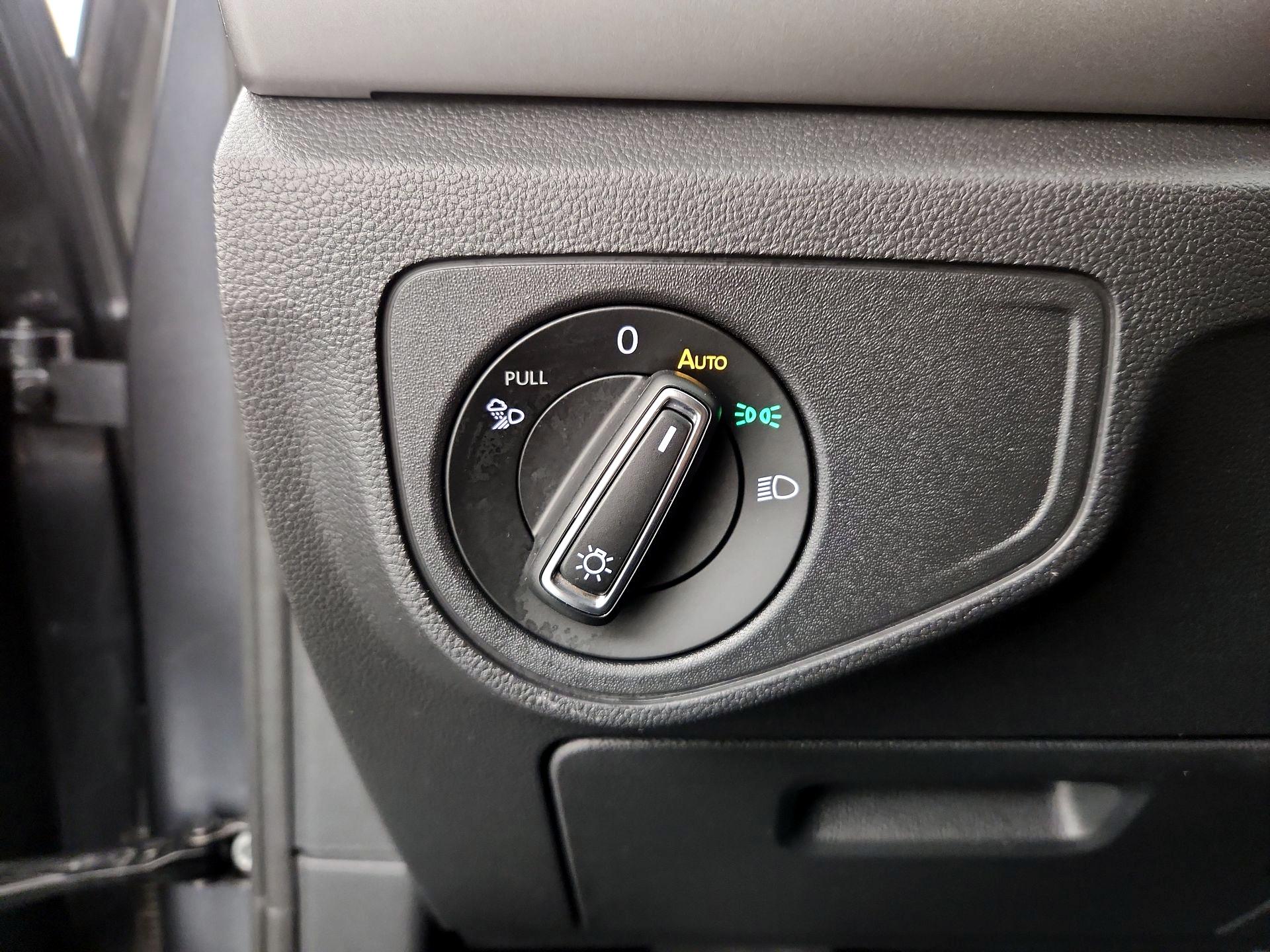 Thumbnail: 2020 Volkswagen Atlas - 13