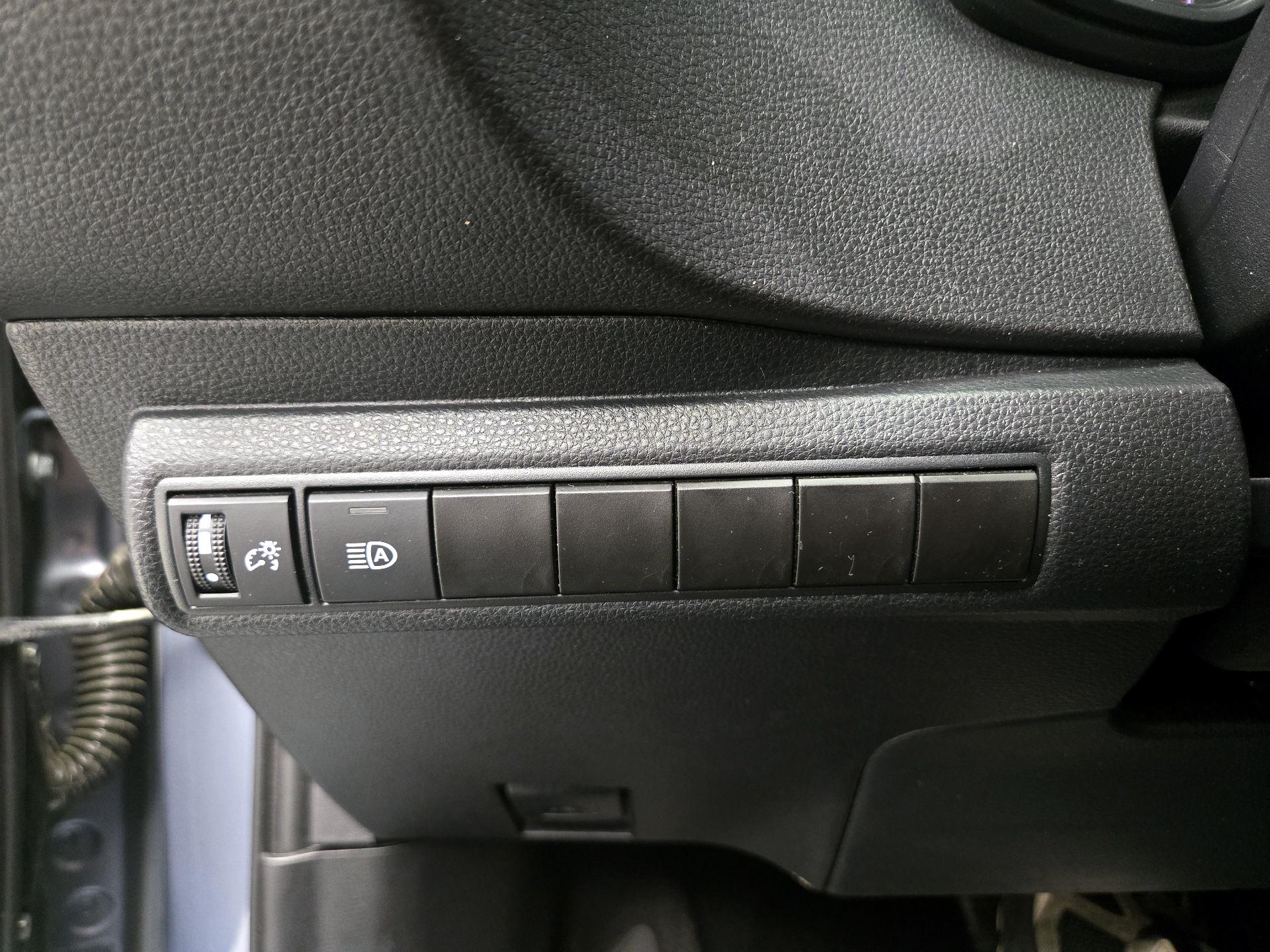 Thumbnail: 2024 Toyota Corolla - 13