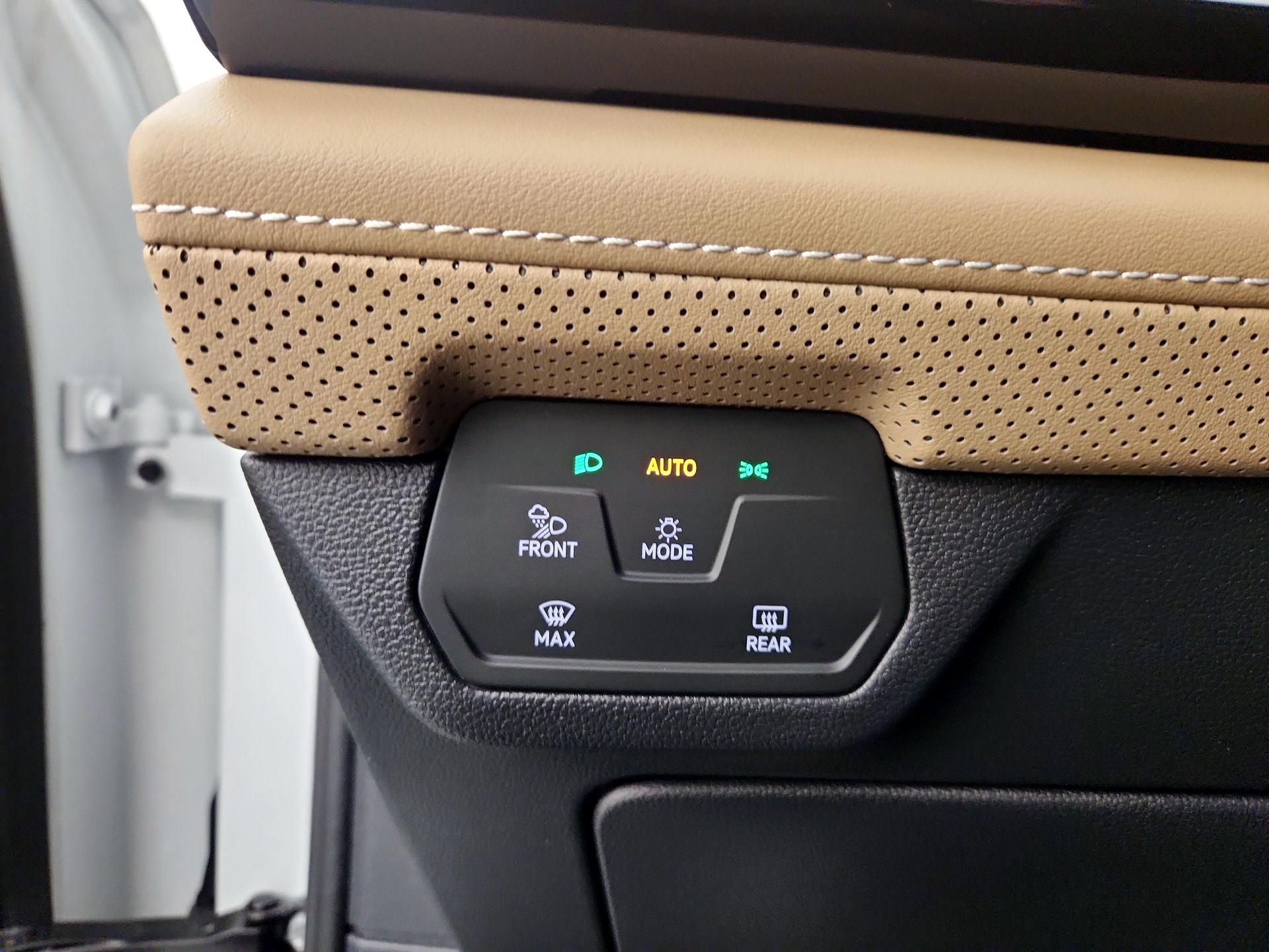 Thumbnail: 2024 Volkswagen Atlas - 13