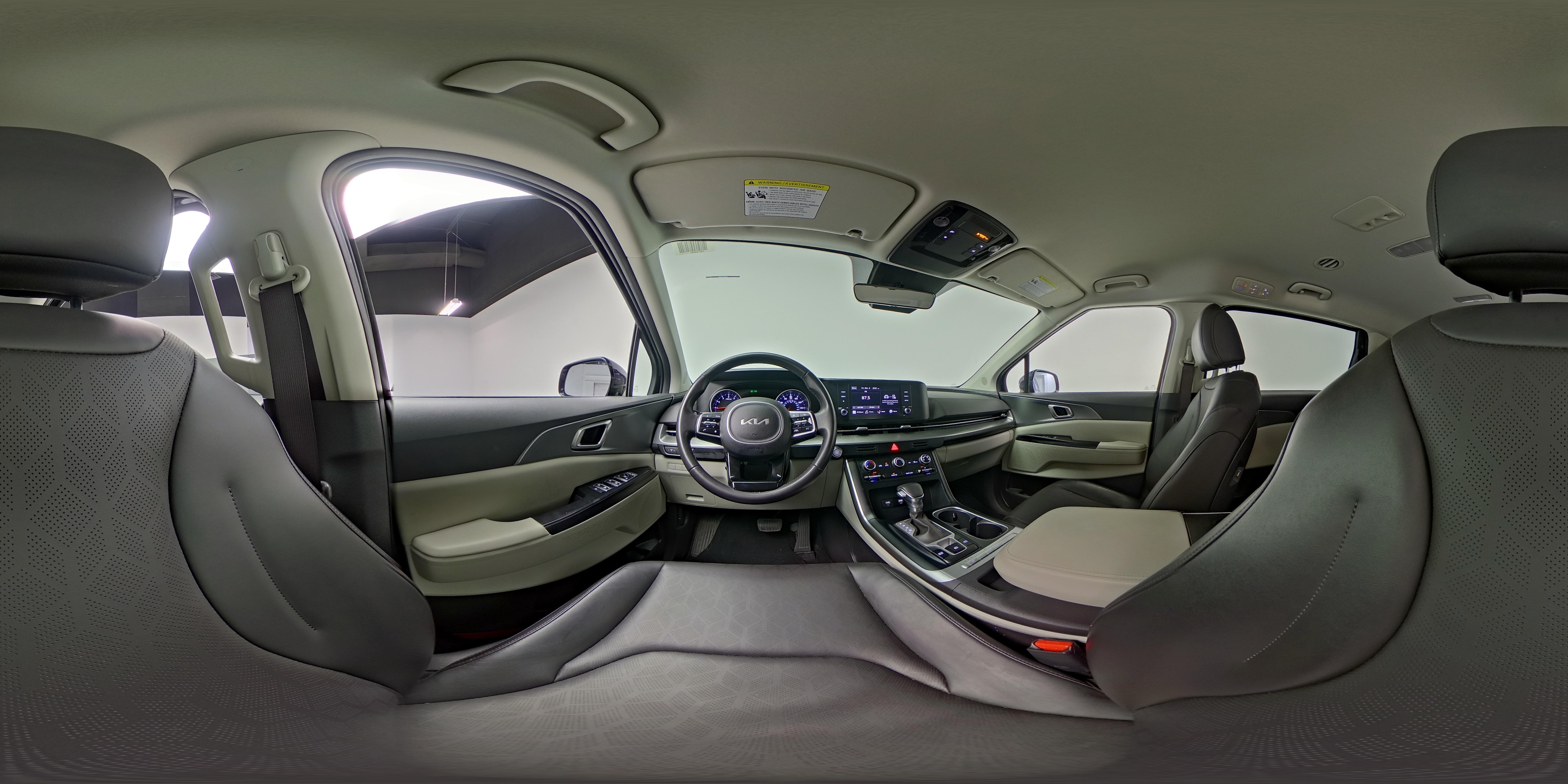 2024 Kia Carnival LX Seat Pkg - Photo 28