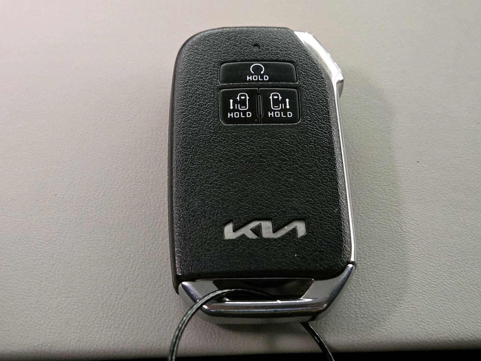 2024 Kia Carnival LX Seat Pkg - Photo 25