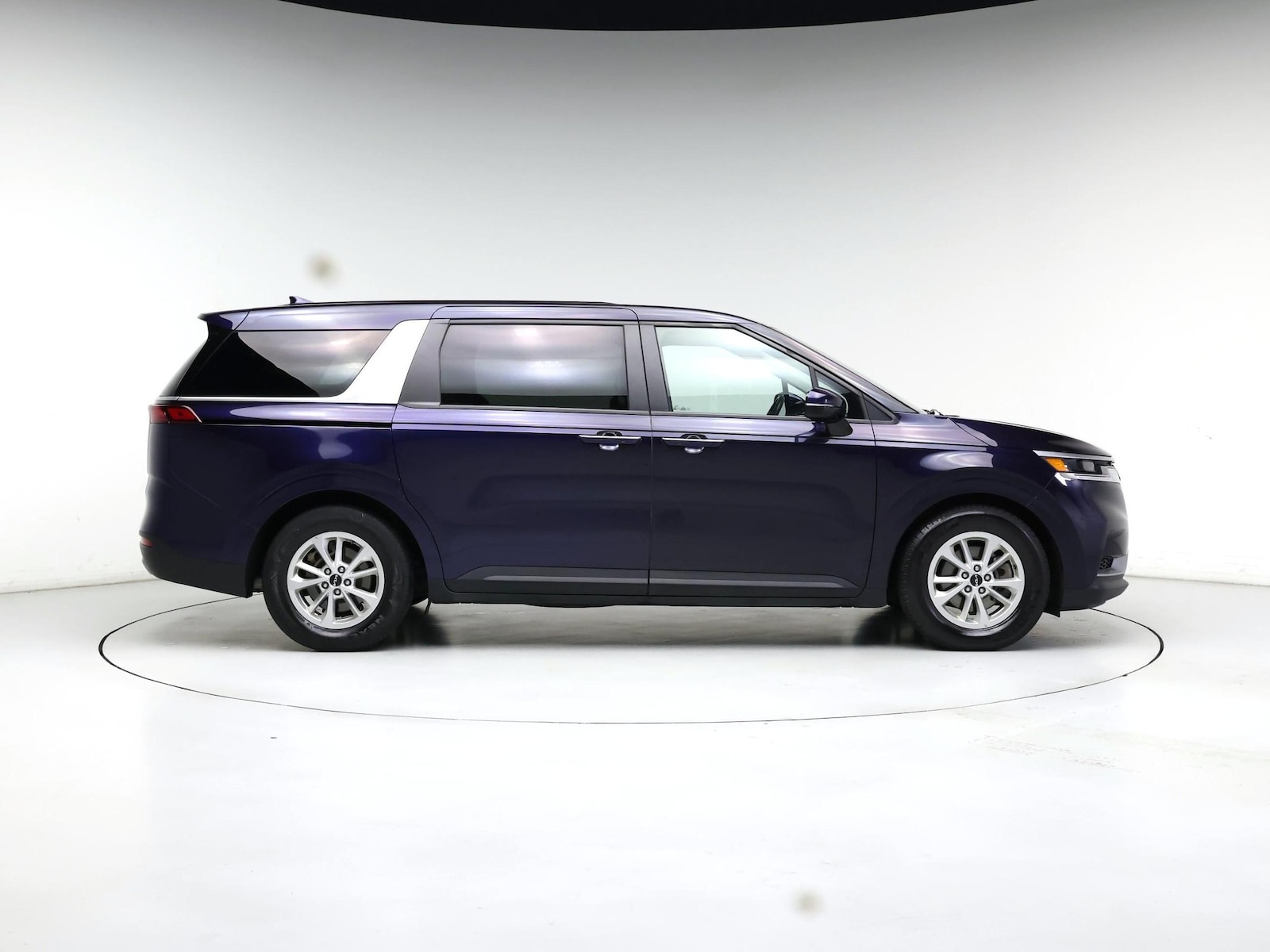 2024 Kia Carnival LX Seat Pkg - Photo 8