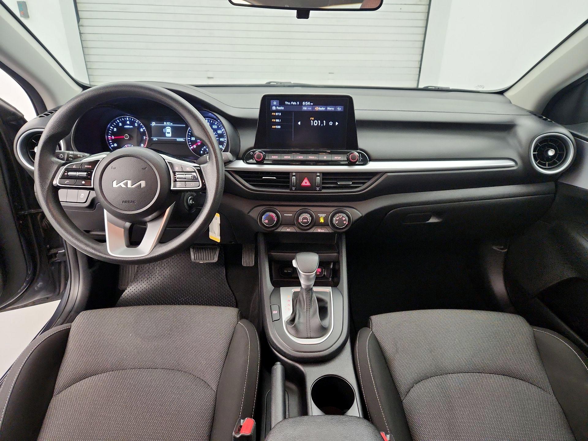 Thumbnail: 2024 Kia Forte - 9