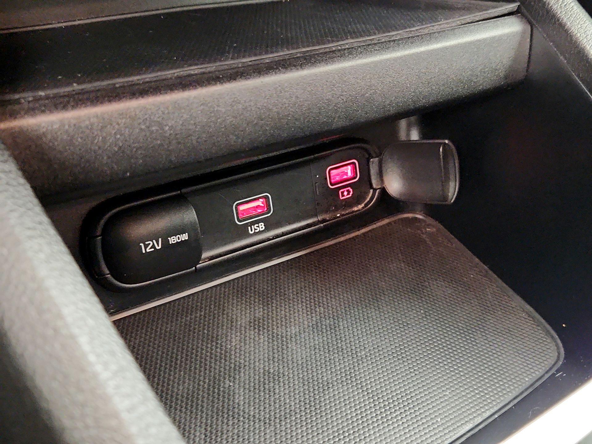 Thumbnail: 2024 Kia Forte - 18