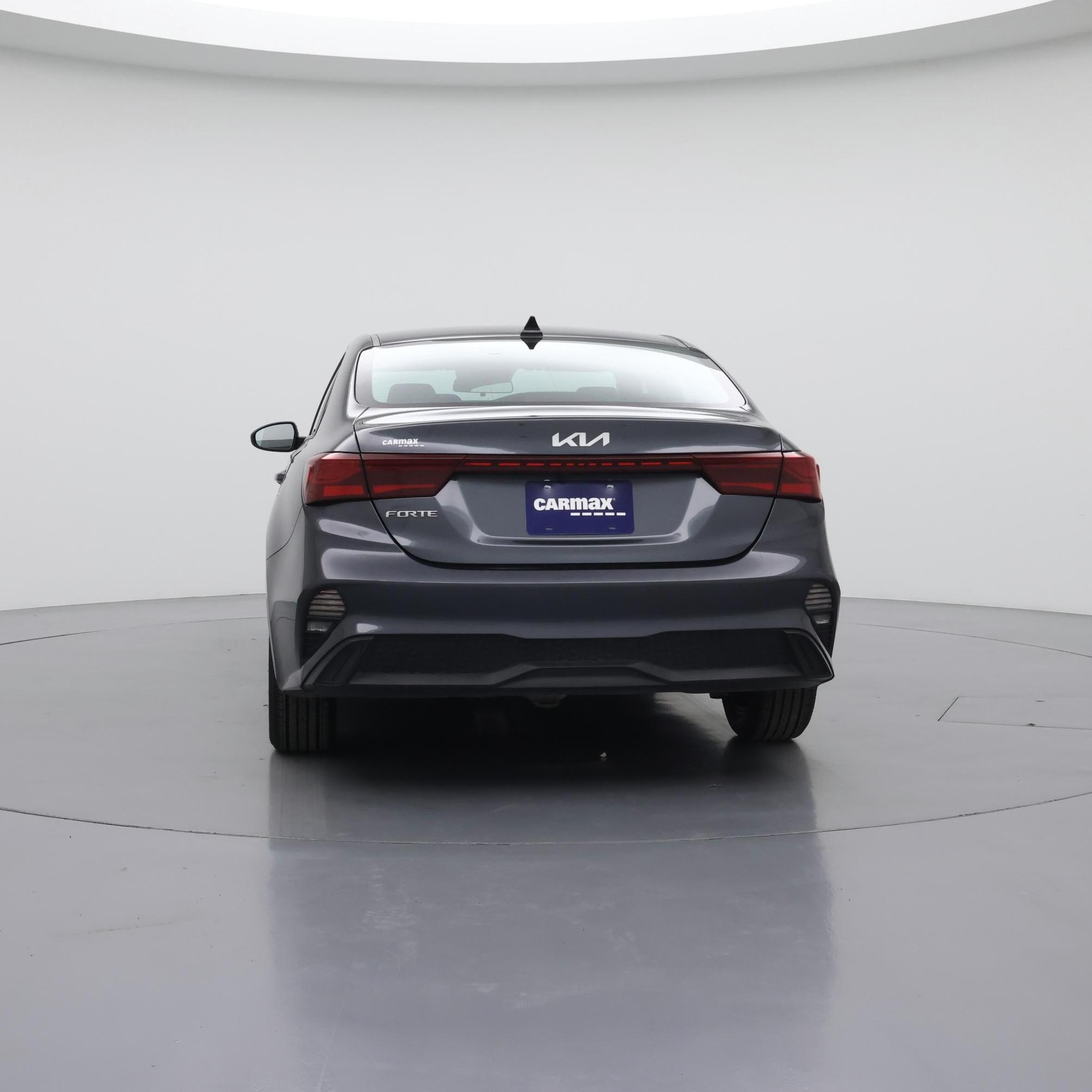 Thumbnail: 2024 Kia Forte - 6