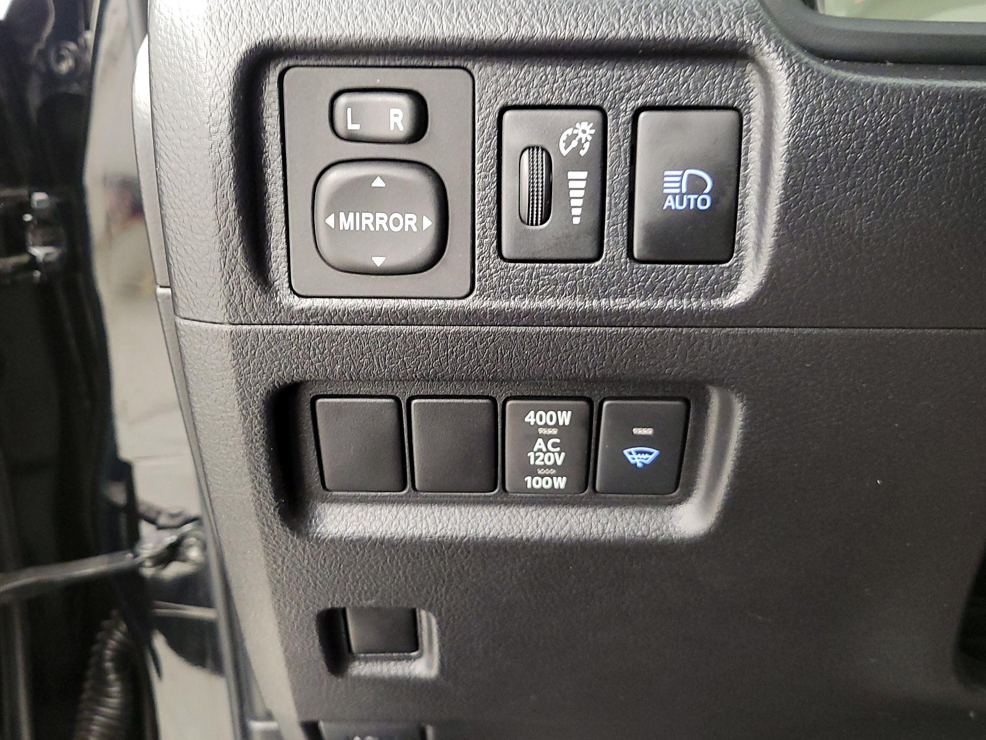 Thumbnail: 2023 Toyota 4Runner - 13