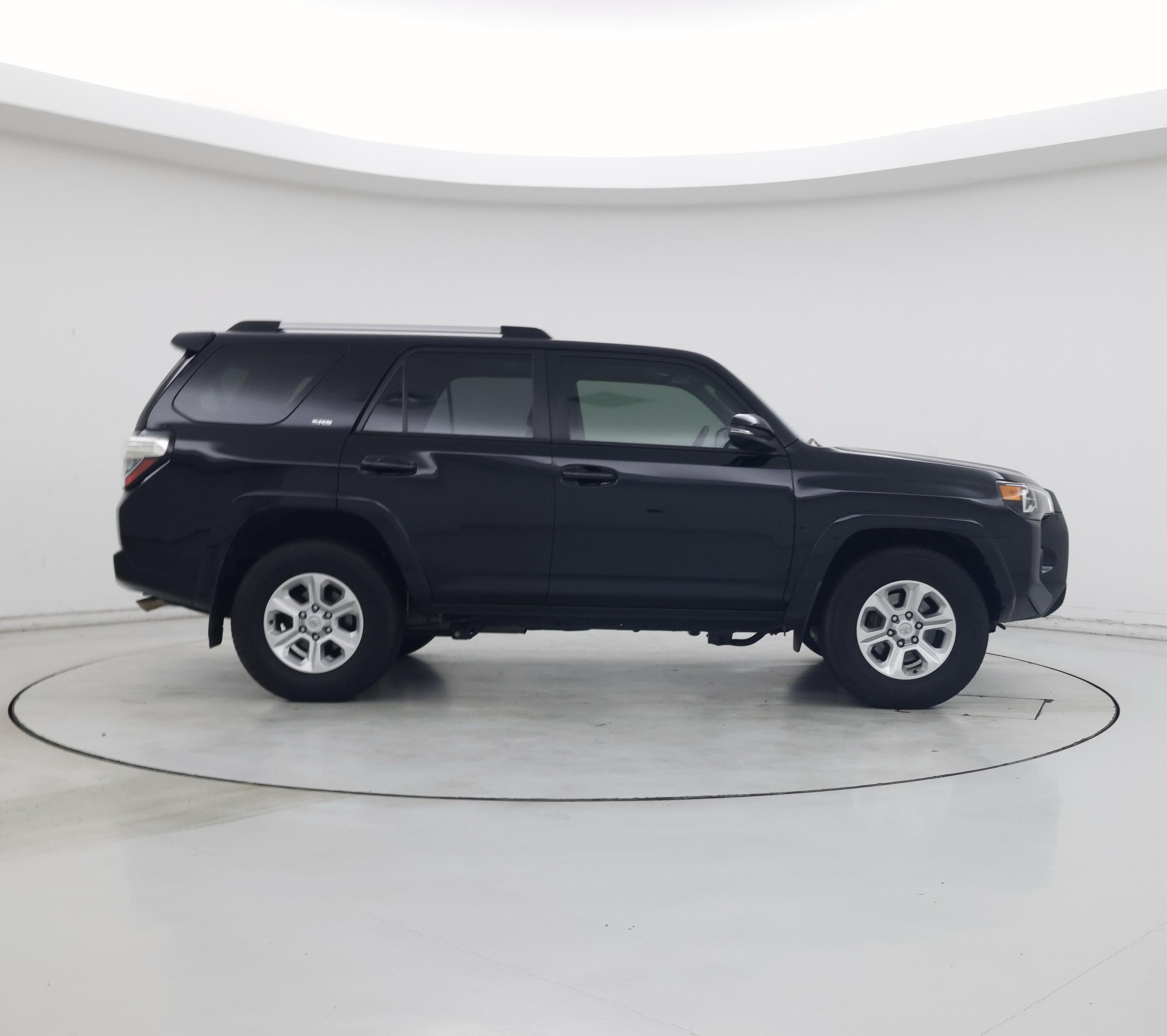 Thumbnail: 2023 Toyota 4Runner - 7