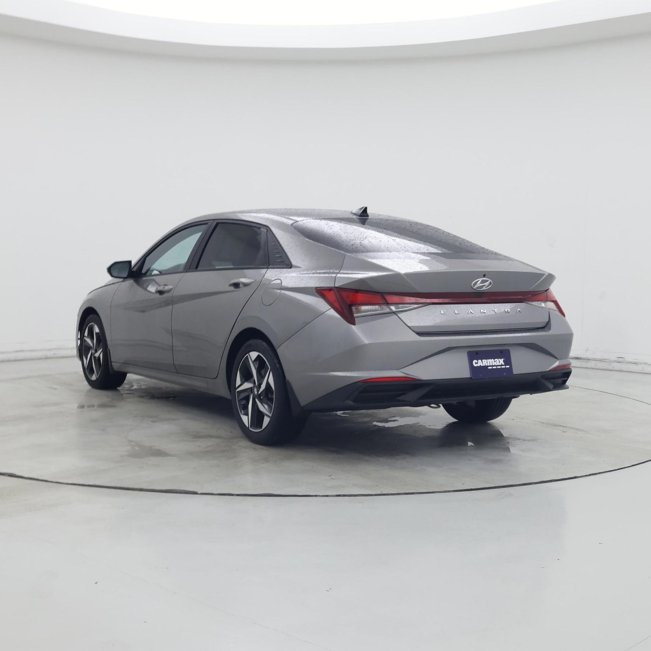 Thumbnail: 2023 Hyundai Elantra - 2