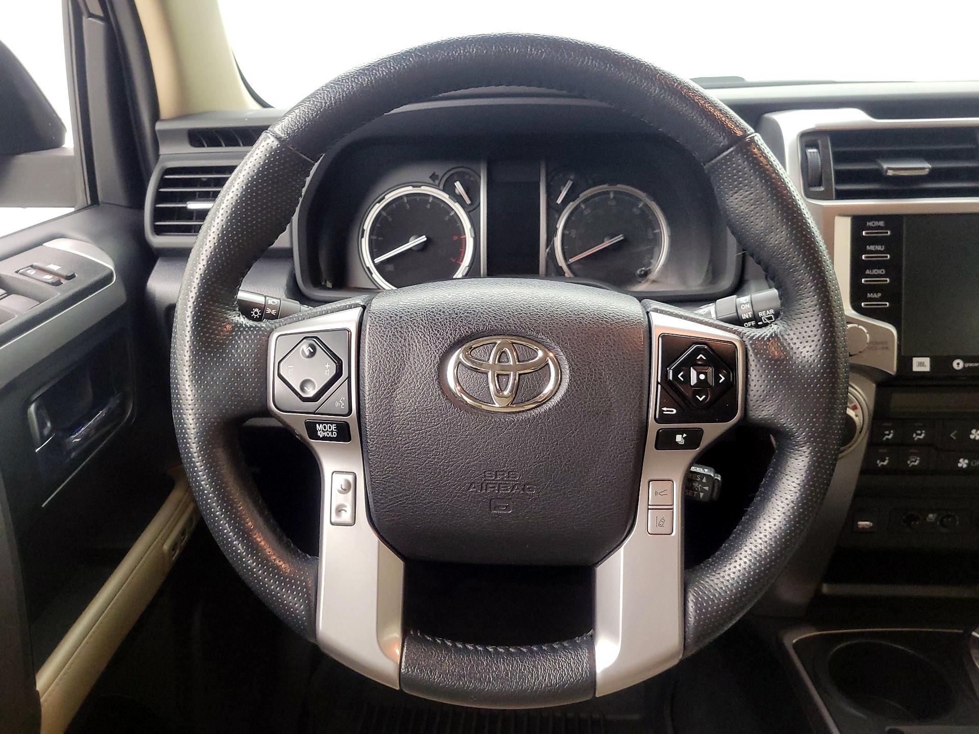 Thumbnail: 2023 Toyota 4Runner - 10