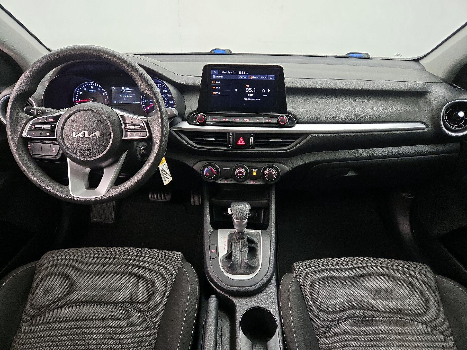 Thumbnail: 2024 Kia Forte - 9