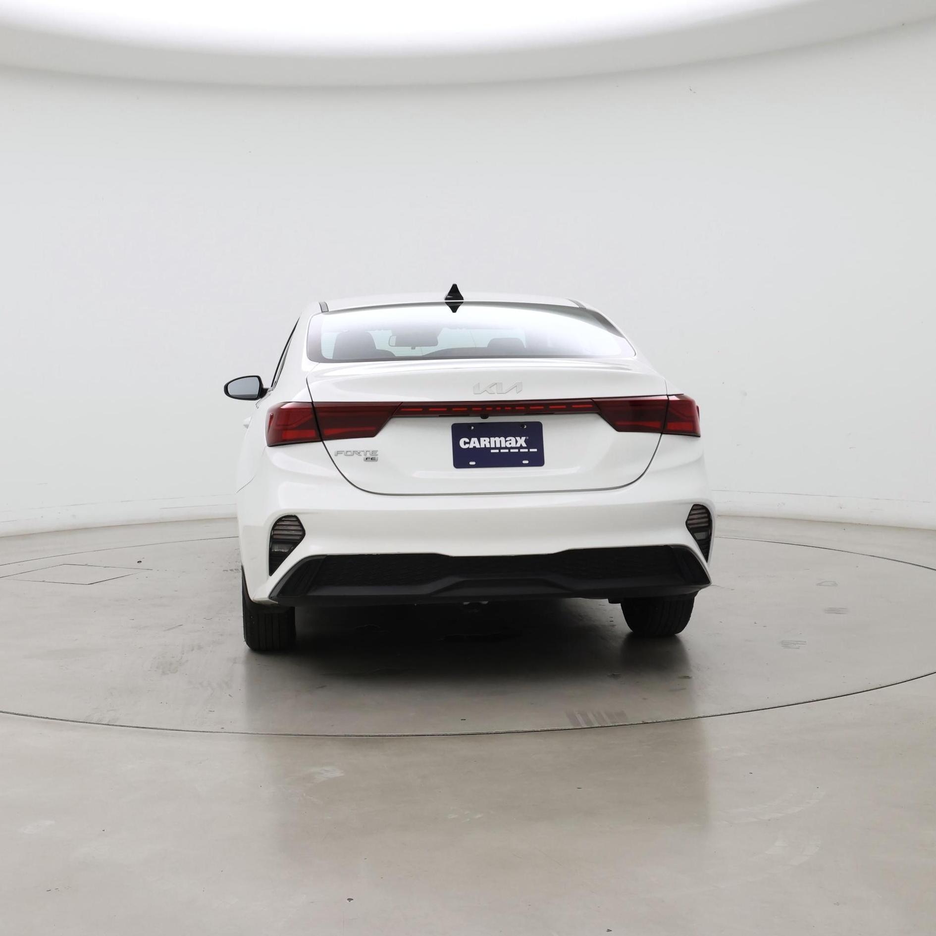 Thumbnail: 2024 Kia Forte - 6