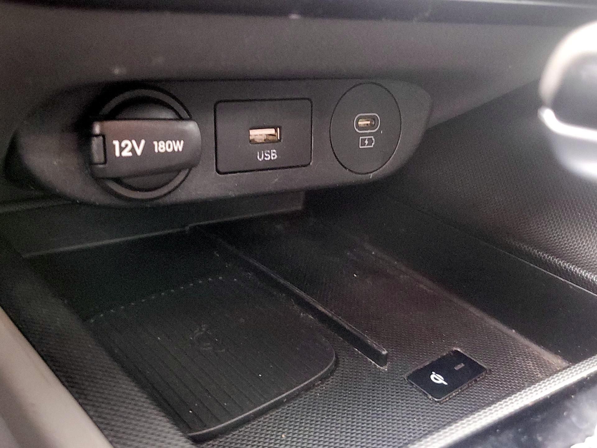 Thumbnail: 2024 Hyundai Elantra - 19