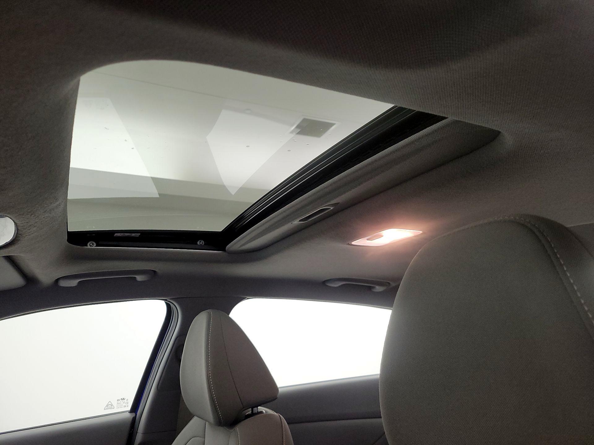 Thumbnail: 2024 Hyundai Elantra - 20