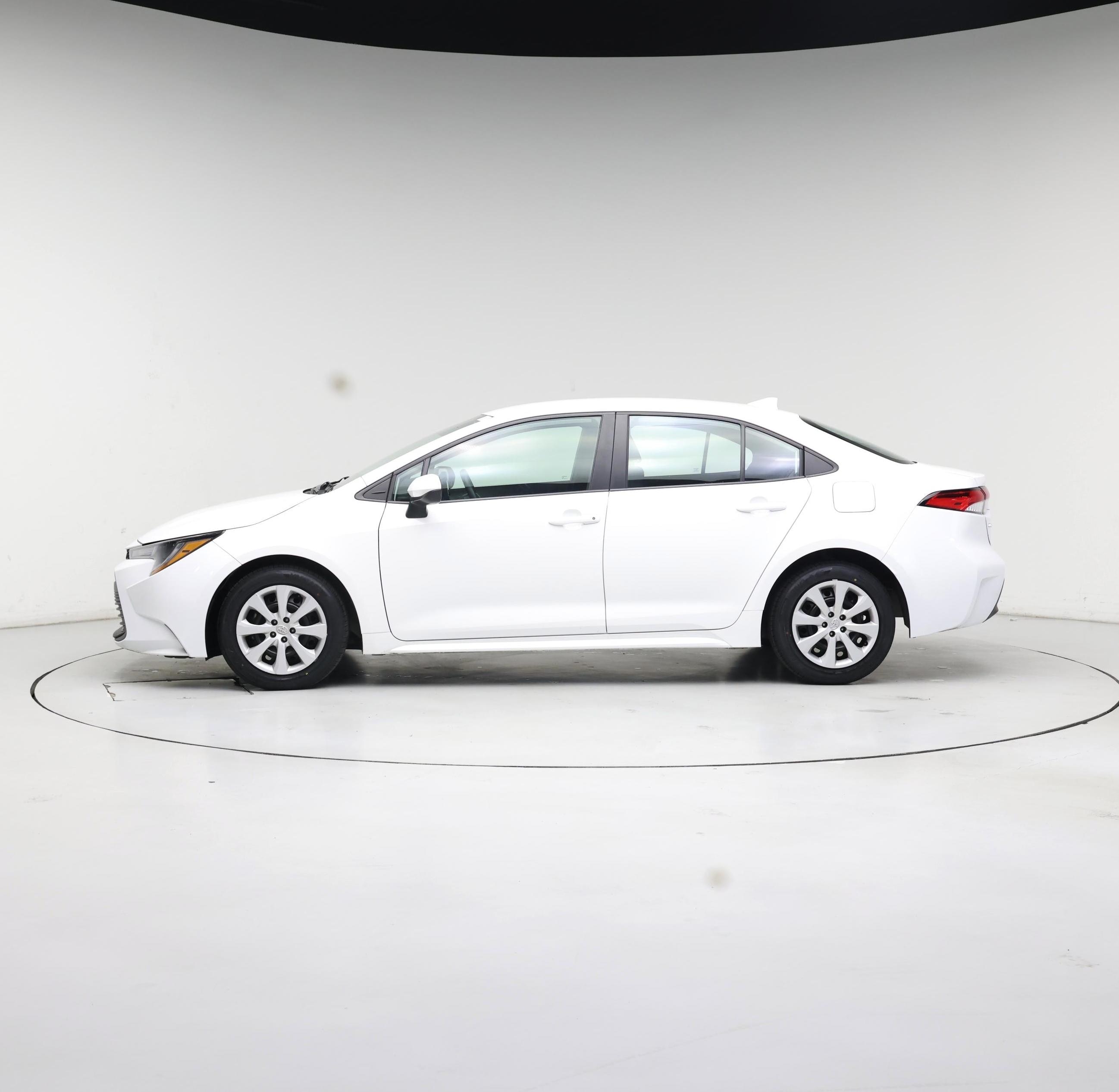 Thumbnail: 2024 Toyota Corolla - 3