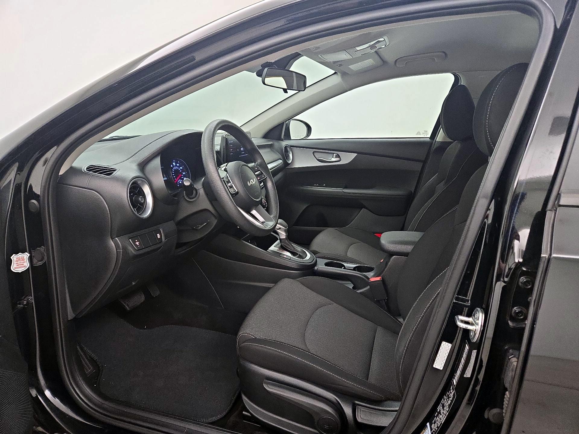 Thumbnail: 2024 Kia Forte - 11