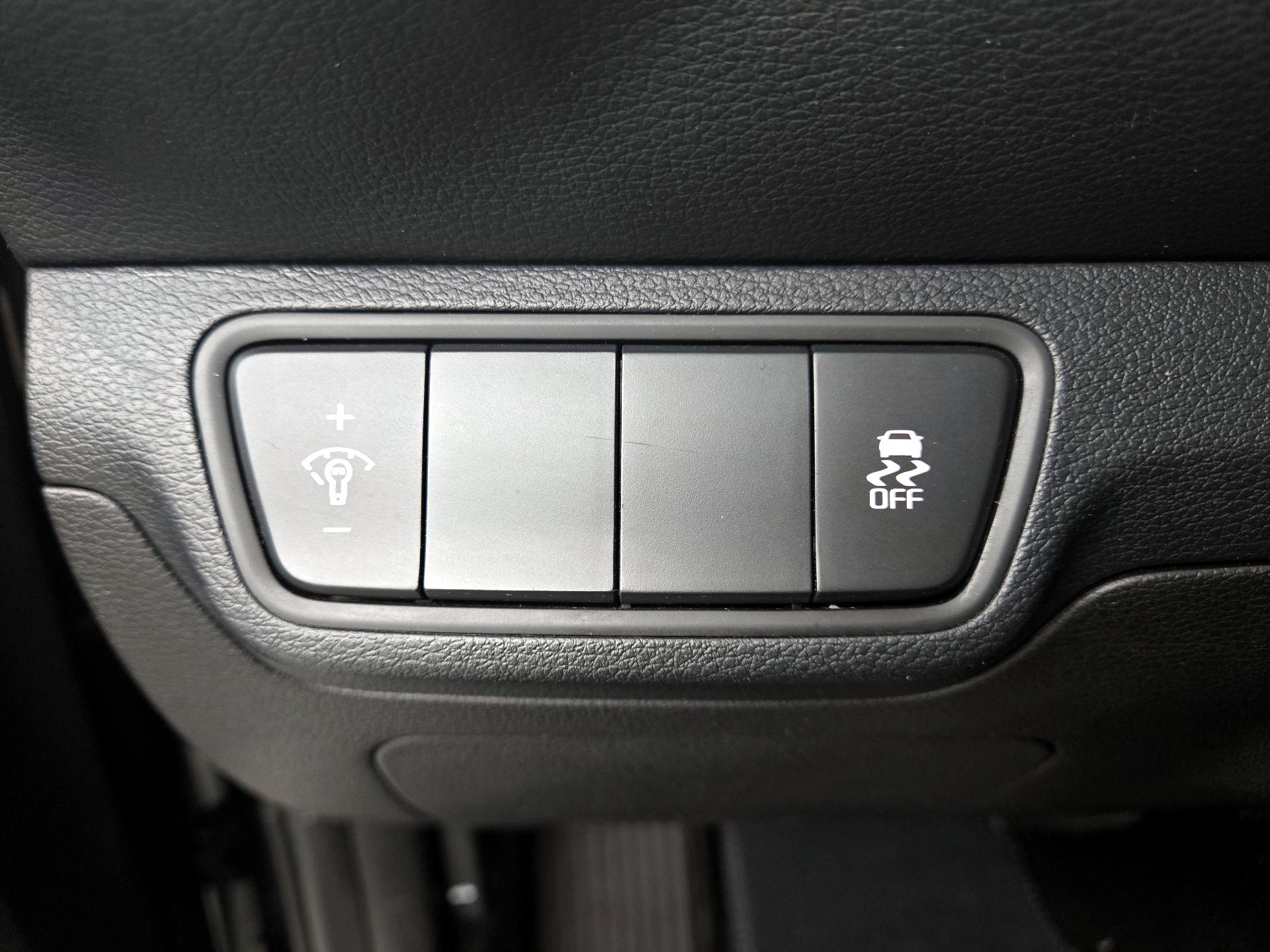 Thumbnail: 2024 Kia Forte - 13