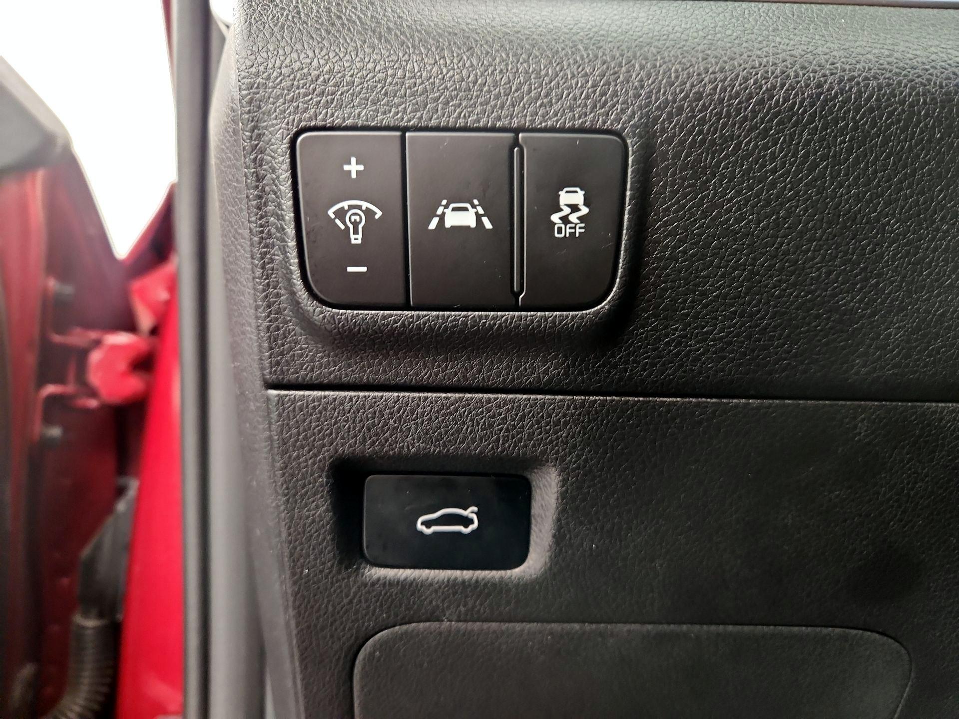 Thumbnail: 2021 Kia K5 - 13