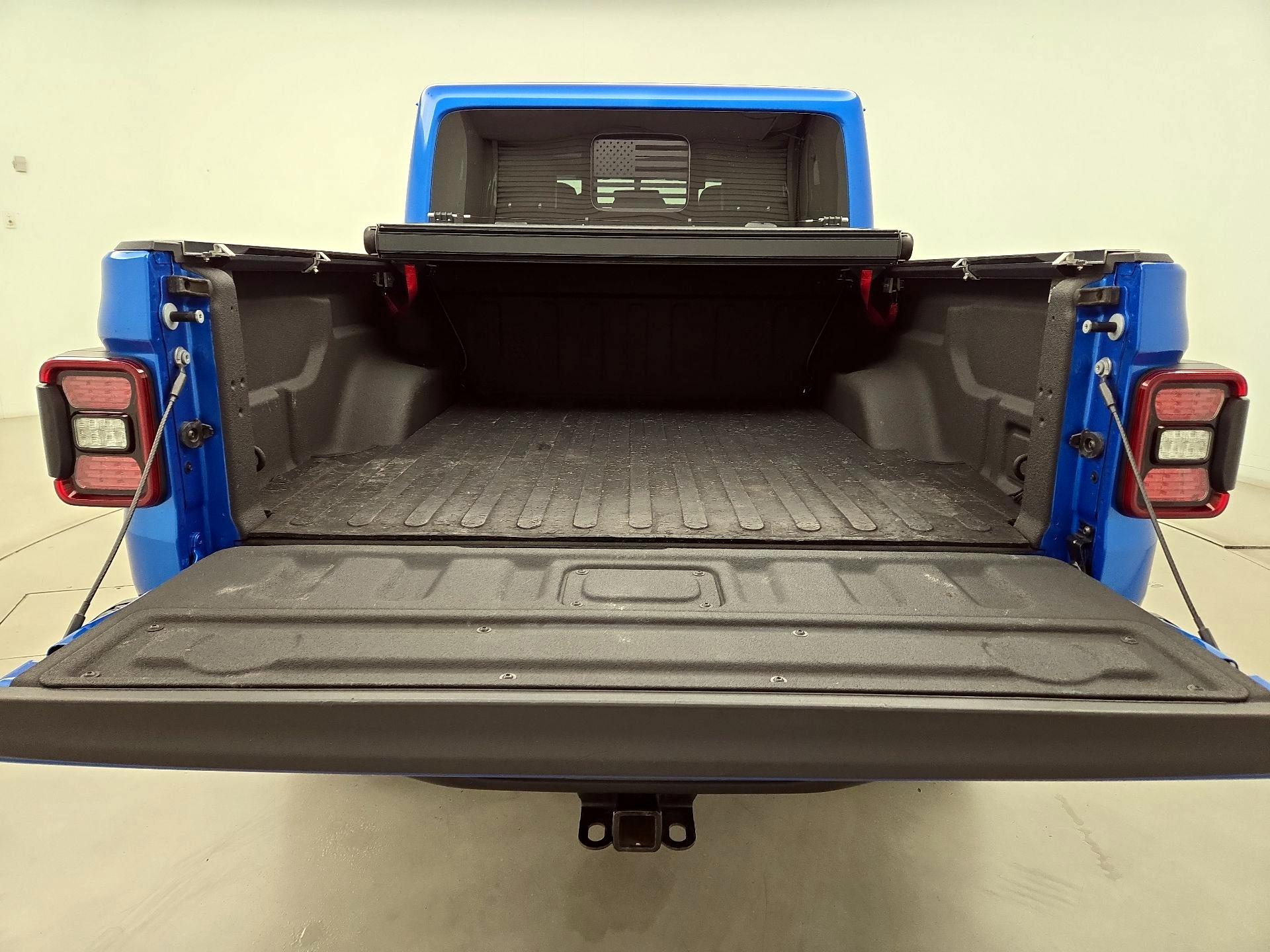 Thumbnail: 2021 Jeep Gladiator - 20