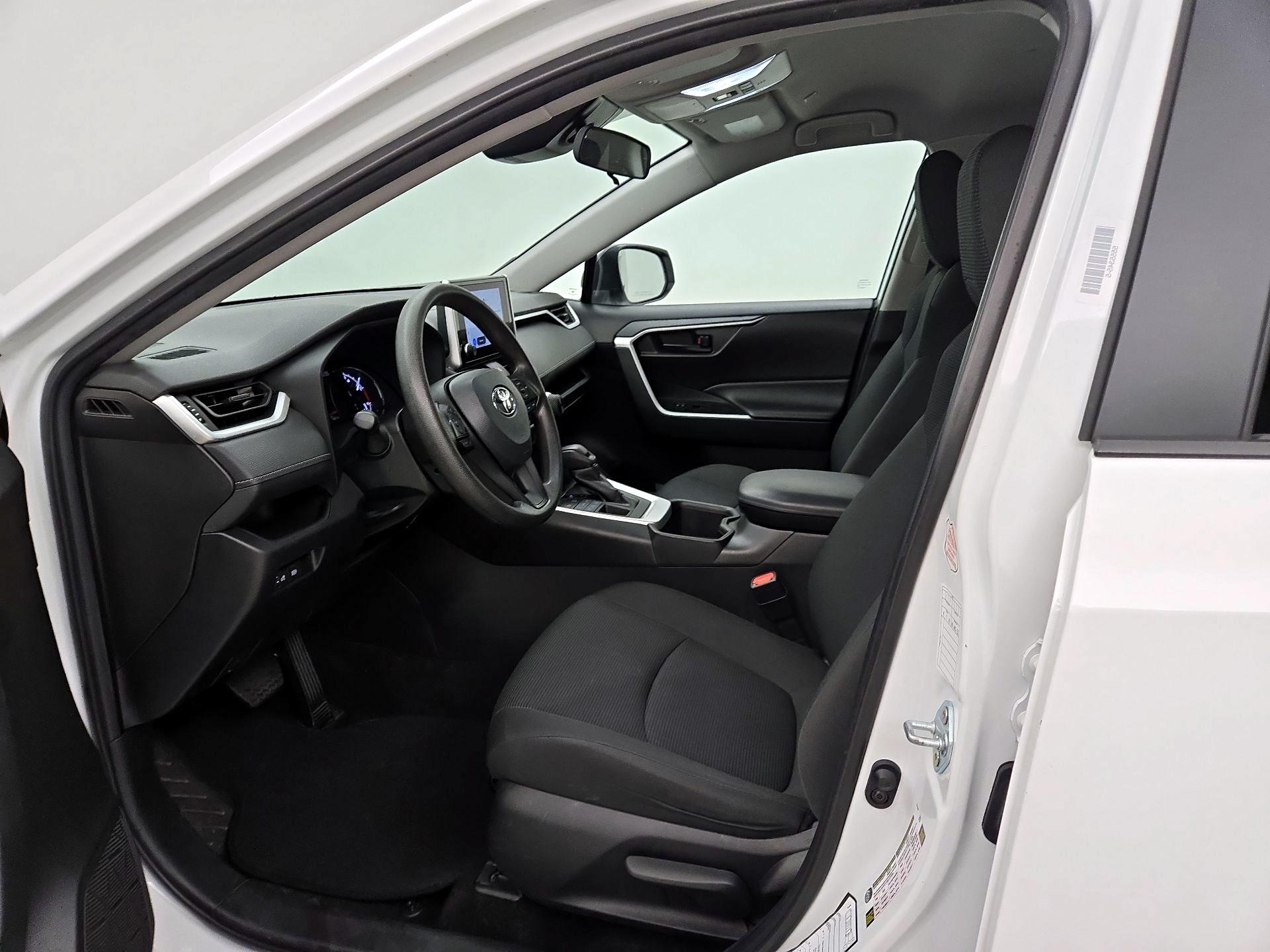 Thumbnail: 2024 Toyota RAV4 - 11