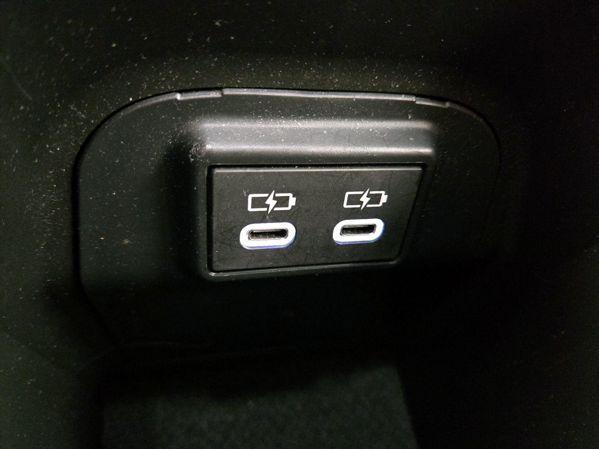 Thumbnail: 2024 Toyota RAV4 - 18