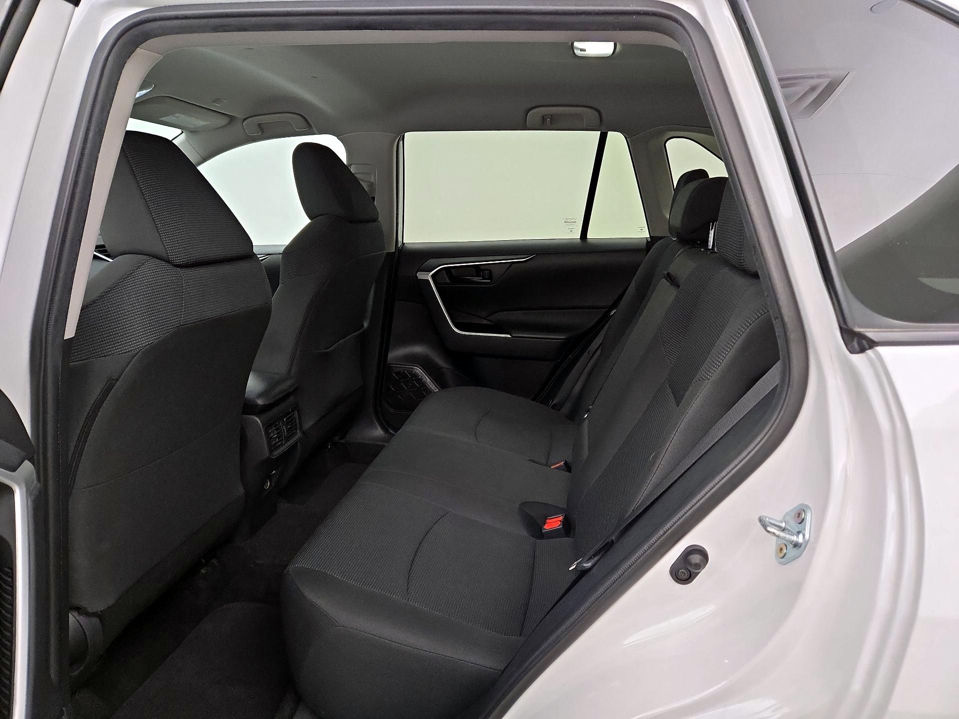 Thumbnail: 2024 Toyota RAV4 - 19