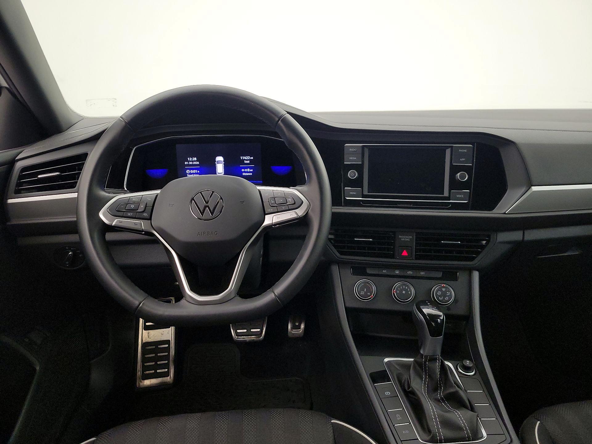 Thumbnail: 2023 Volkswagen Jetta - 10