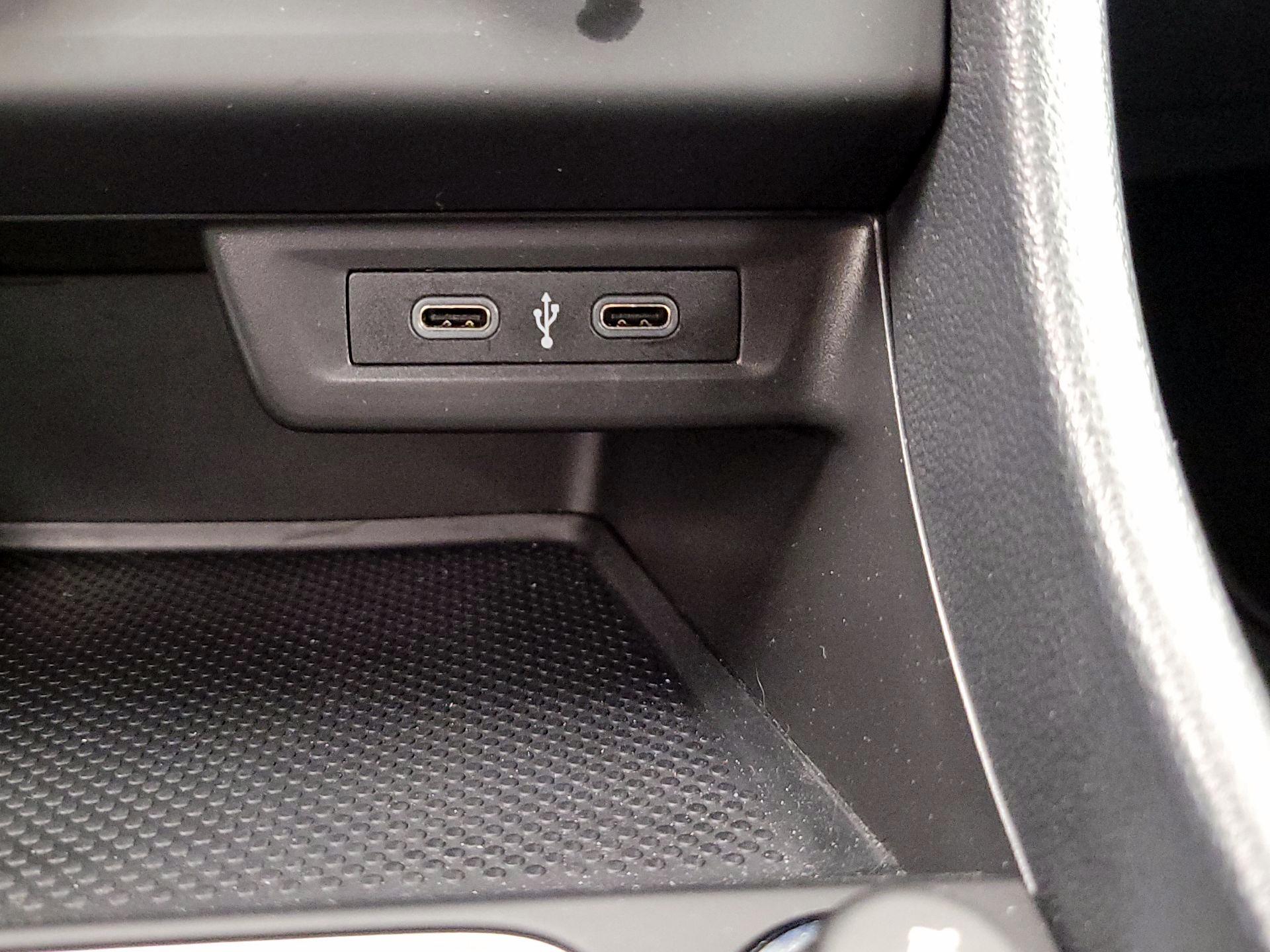 Thumbnail: 2023 Volkswagen Jetta - 18