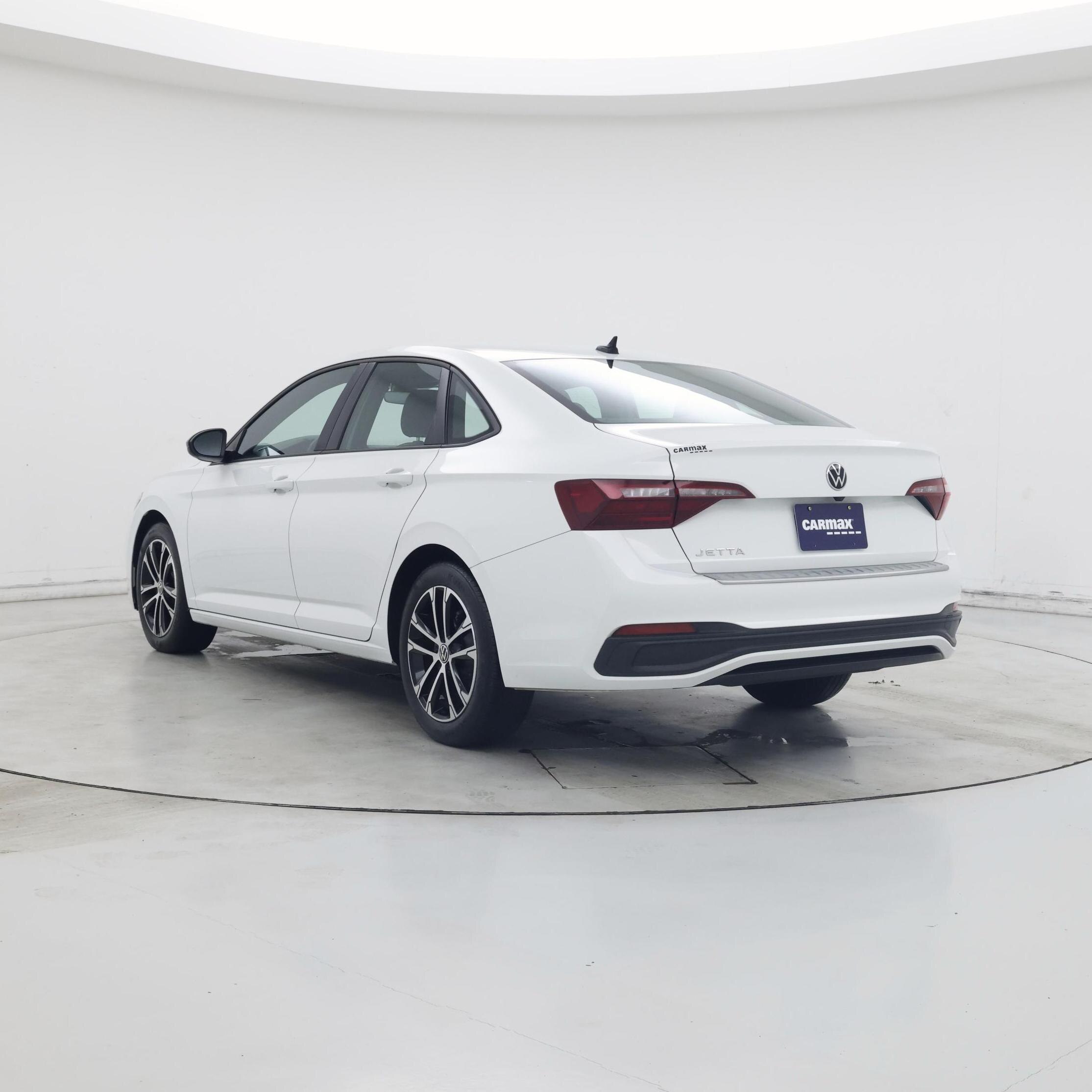 Thumbnail: 2023 Volkswagen Jetta - 2