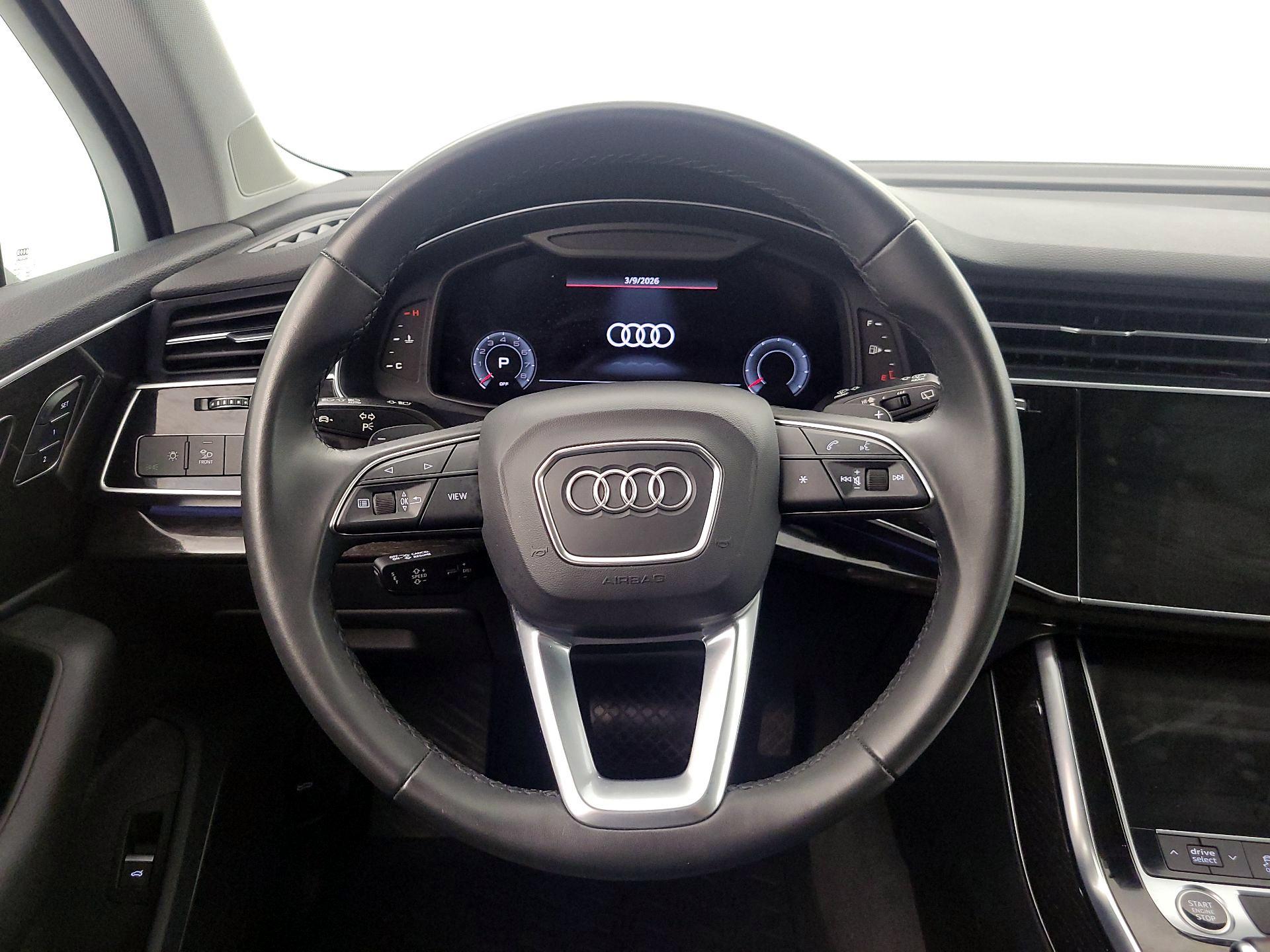 Thumbnail: 2022 Audi Q7 - 10