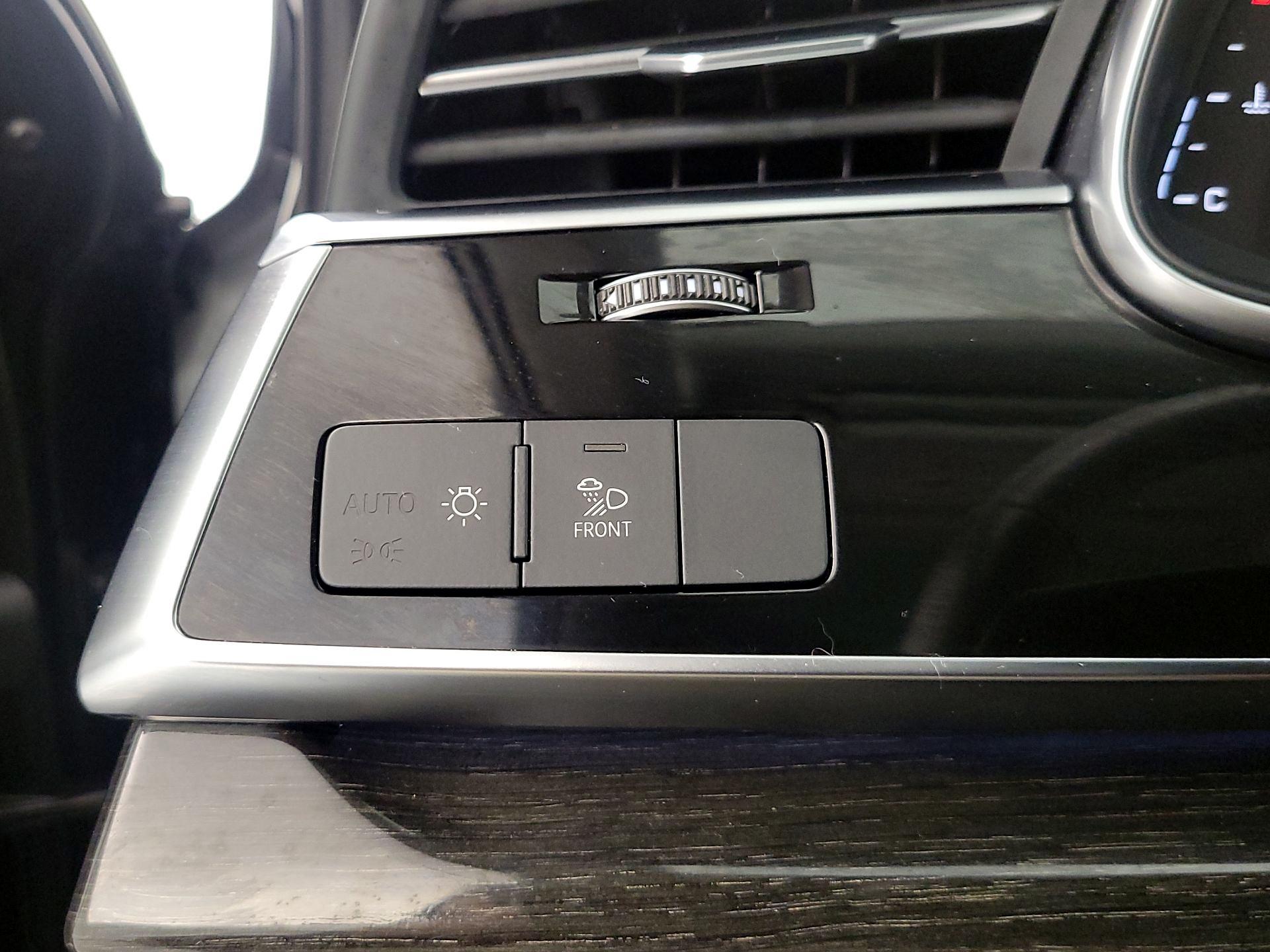 Thumbnail: 2022 Audi Q7 - 13