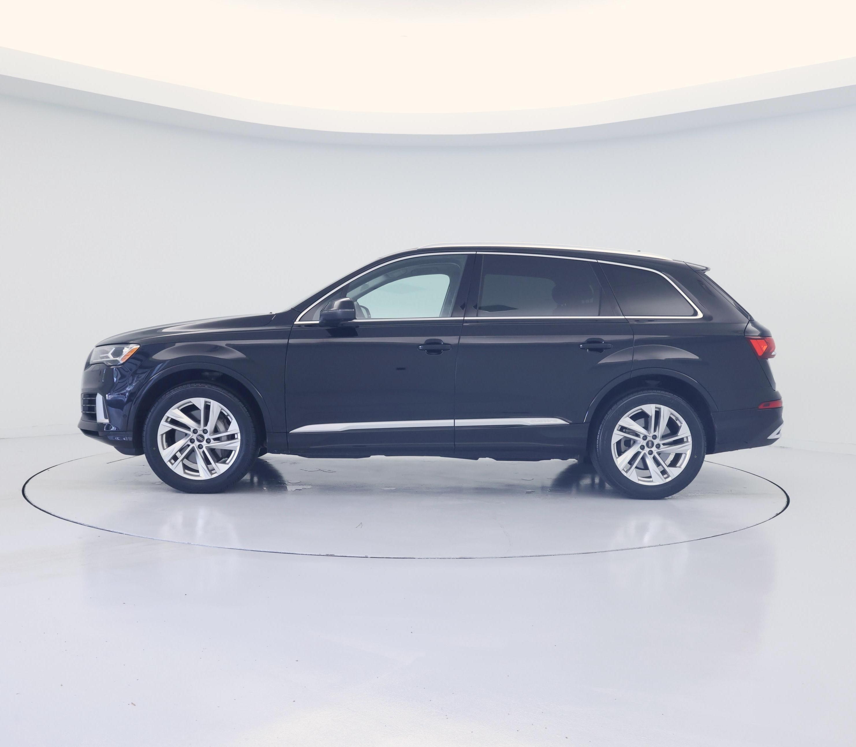 Thumbnail: 2022 Audi Q7 - 3