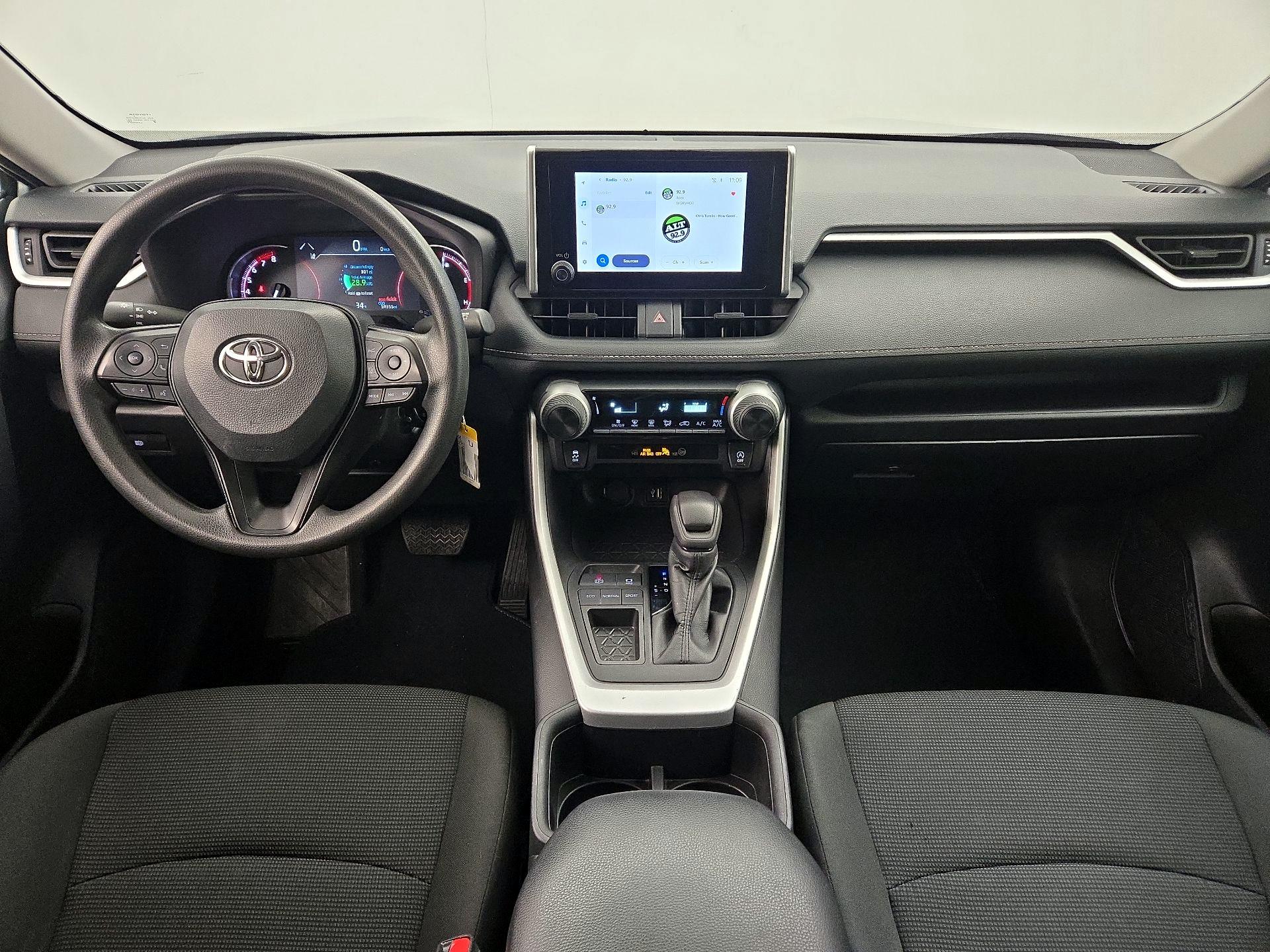 Thumbnail: 2024 Toyota RAV4 - 9