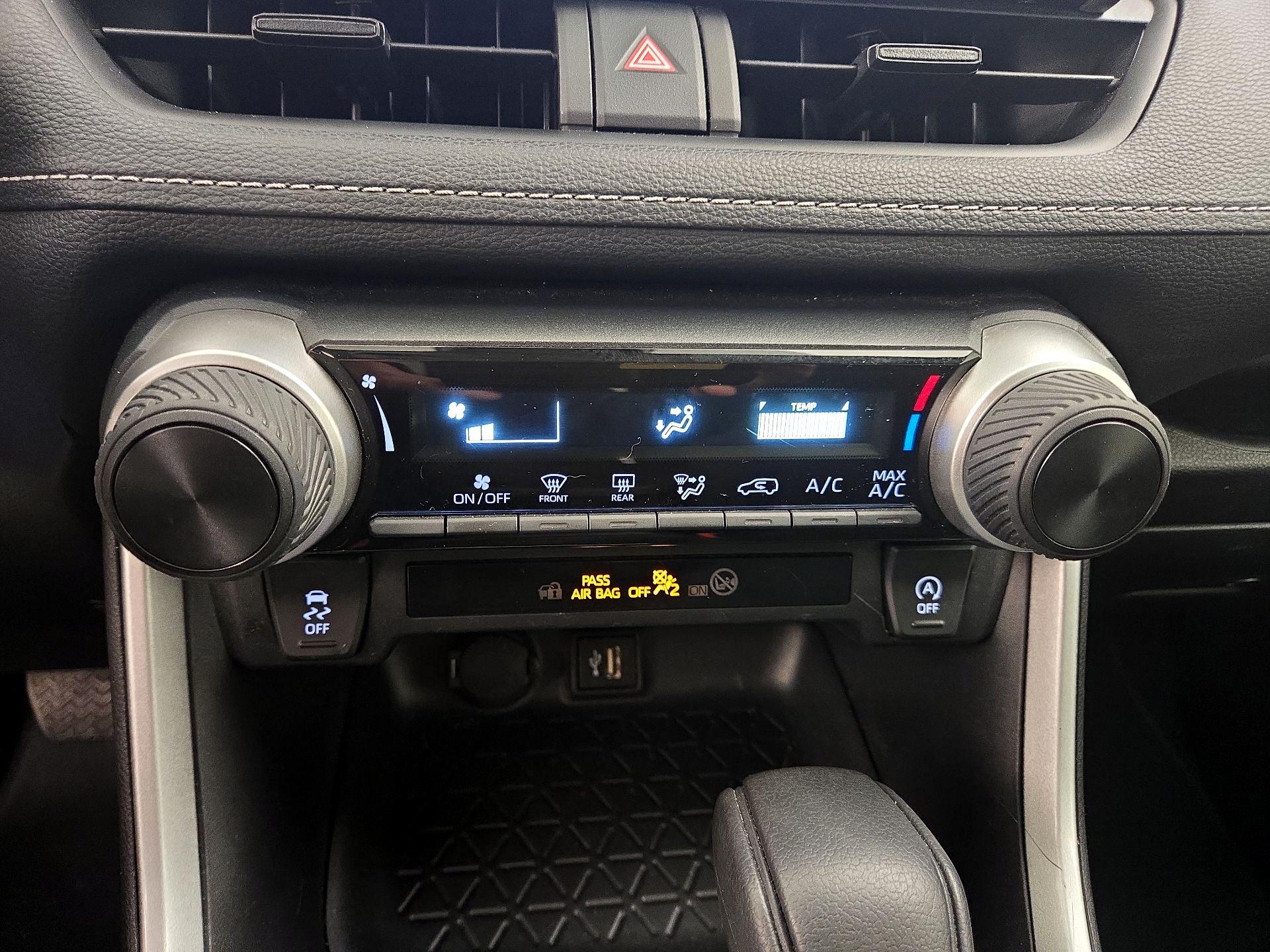 Thumbnail: 2024 Toyota RAV4 - 16