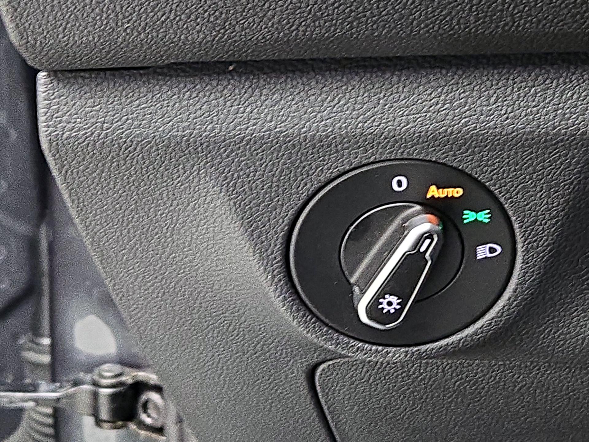 Thumbnail: 2024 Volkswagen Jetta - 13