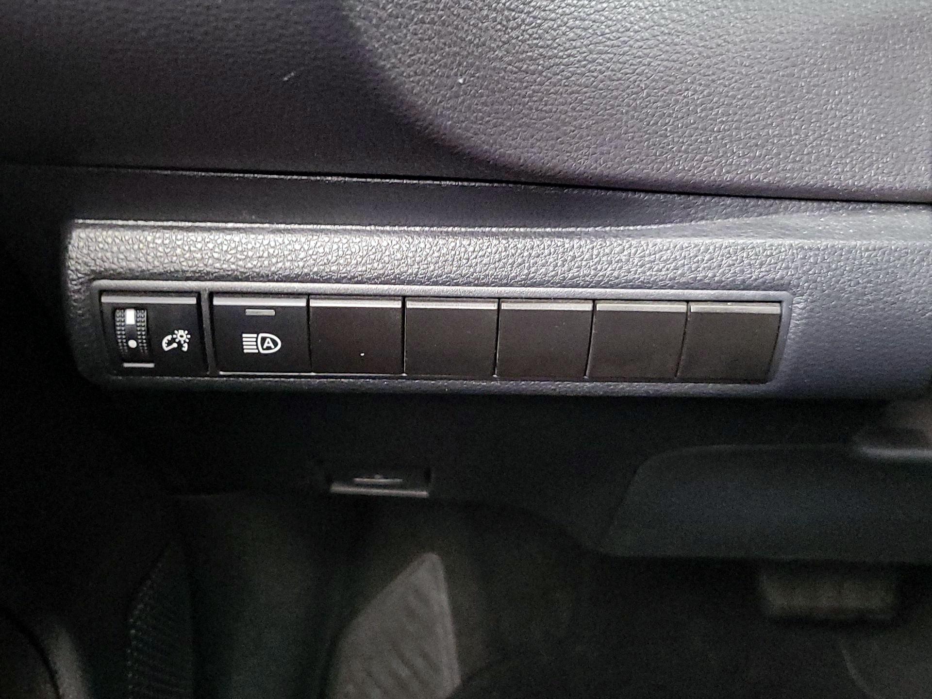 Thumbnail: 2024 Toyota Corolla - 13