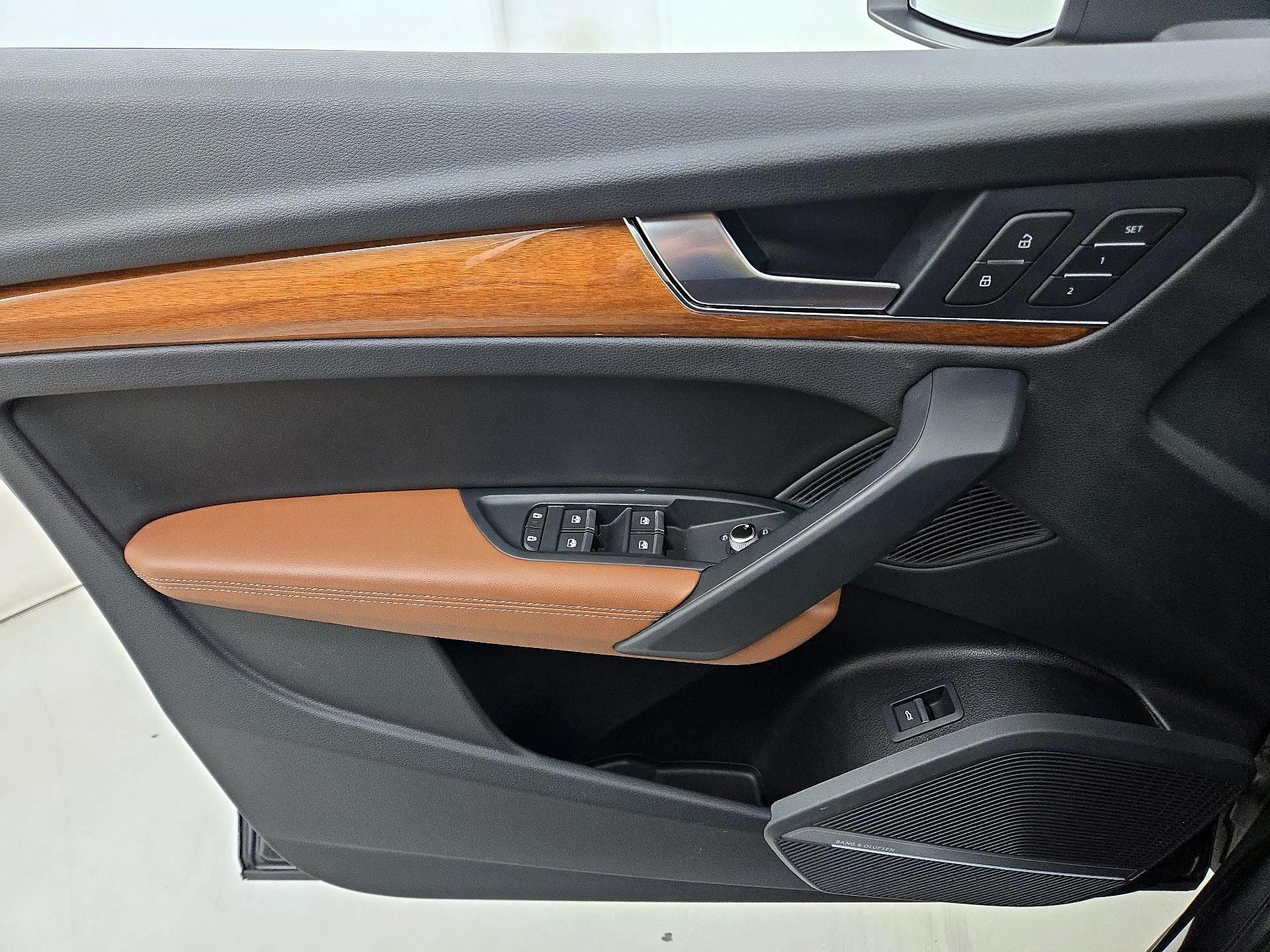 Thumbnail: 2023 Audi Q5 - 12