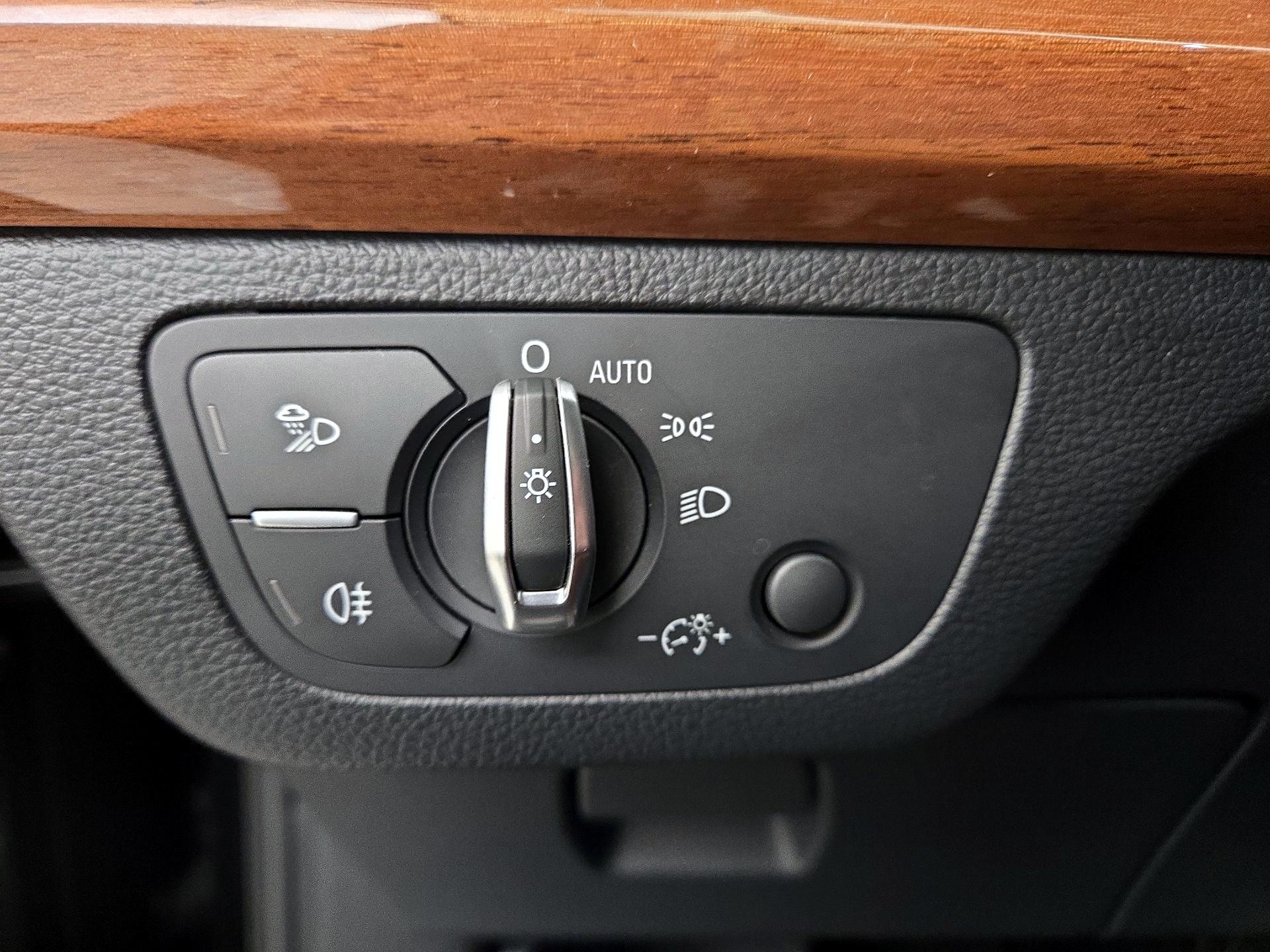 Thumbnail: 2023 Audi Q5 - 13