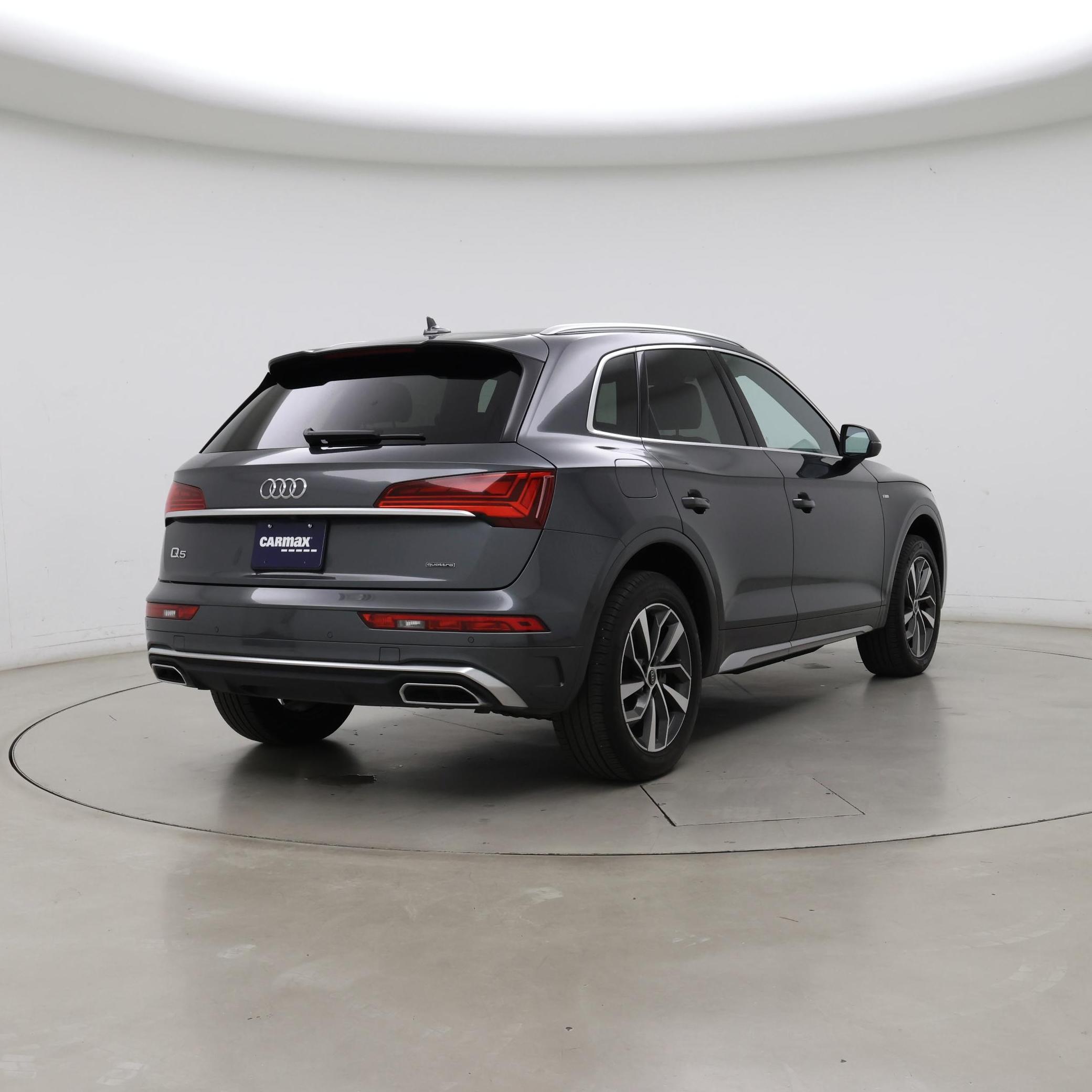 Thumbnail: 2023 Audi Q5 - 8