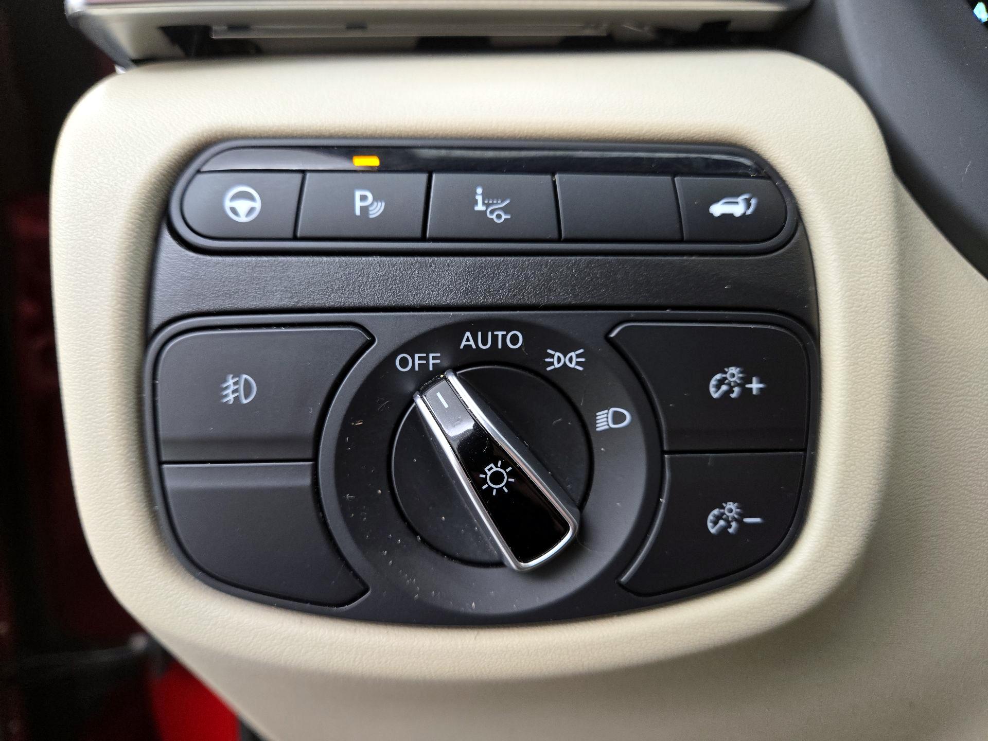 Thumbnail: 2022 INFINITI QX50 - 13